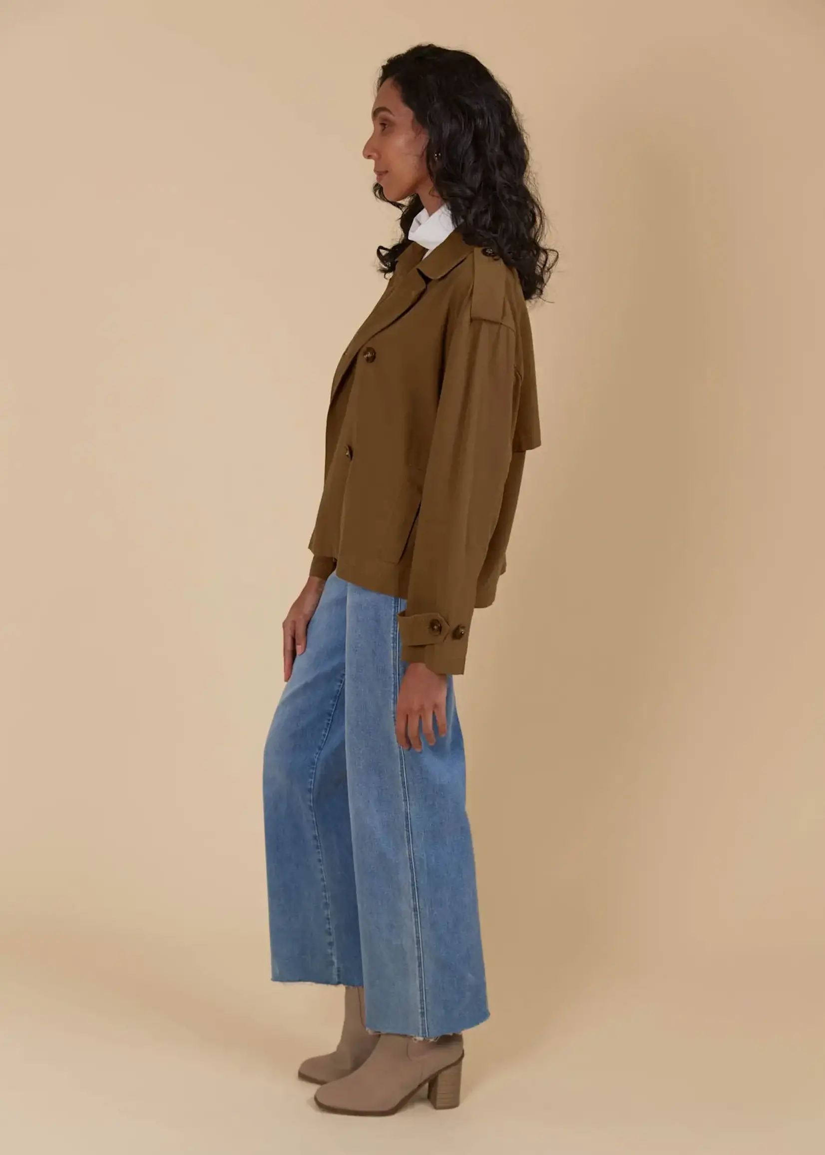 Isle of Mine Freya Crop Trench - Toffee