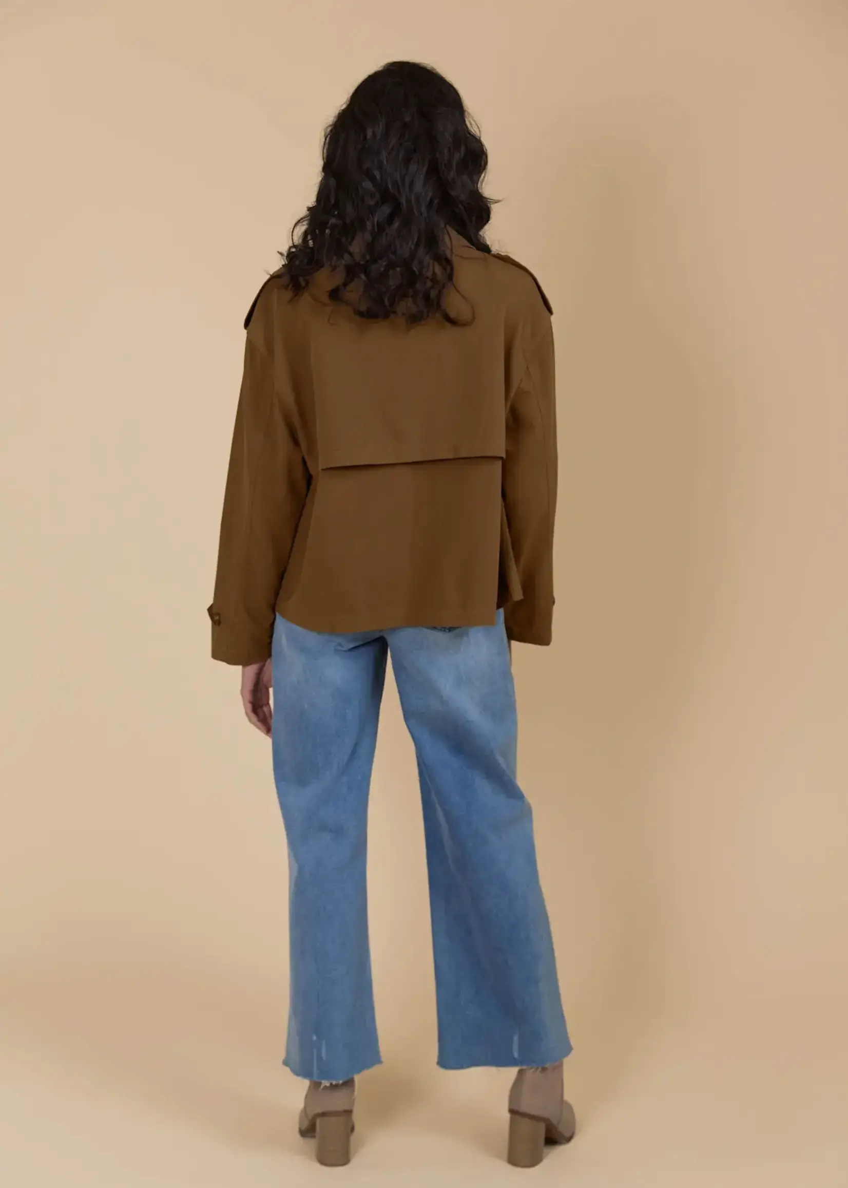 Isle of Mine Freya Crop Trench - Toffee