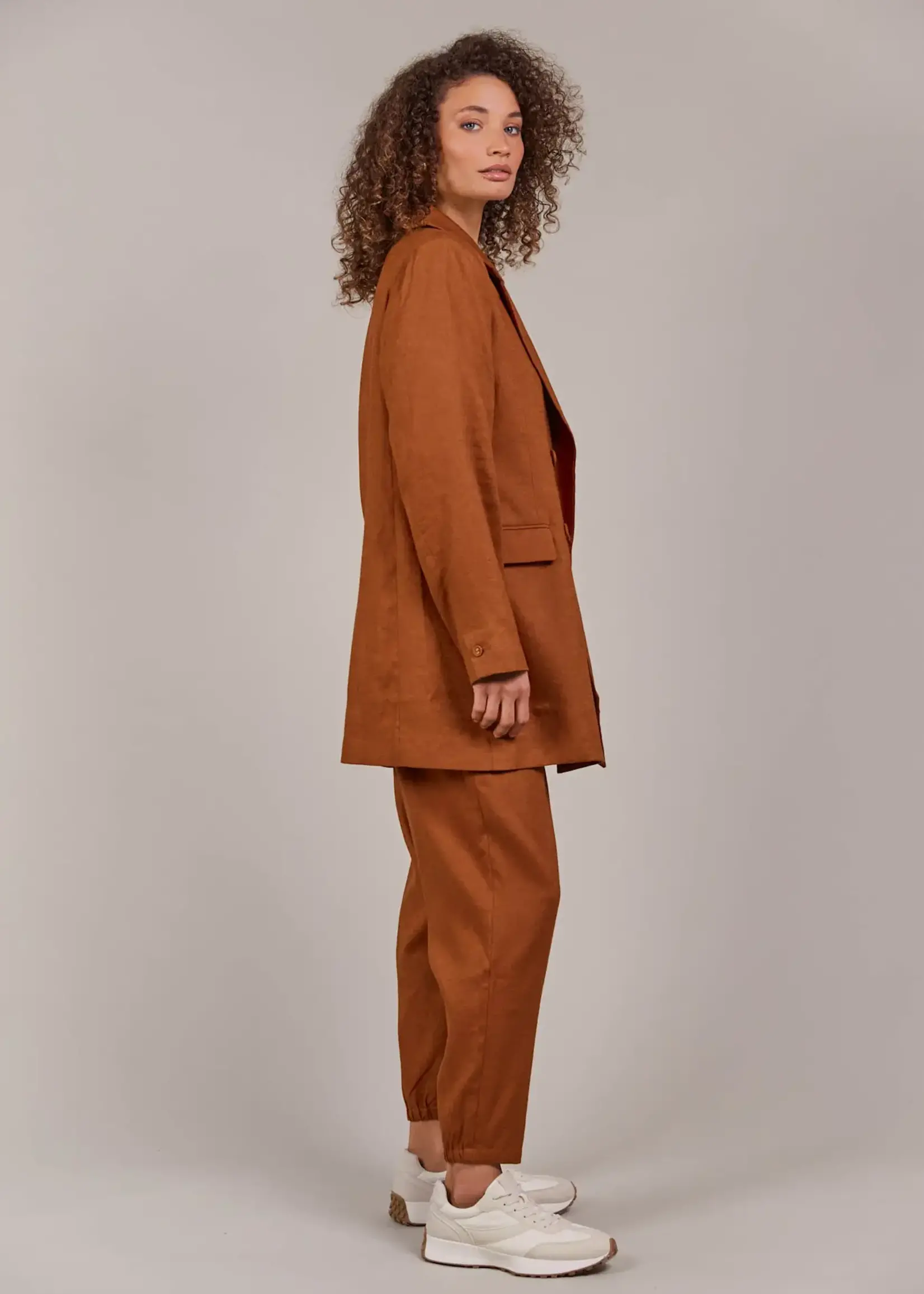 EB & Ive Laax Blazer