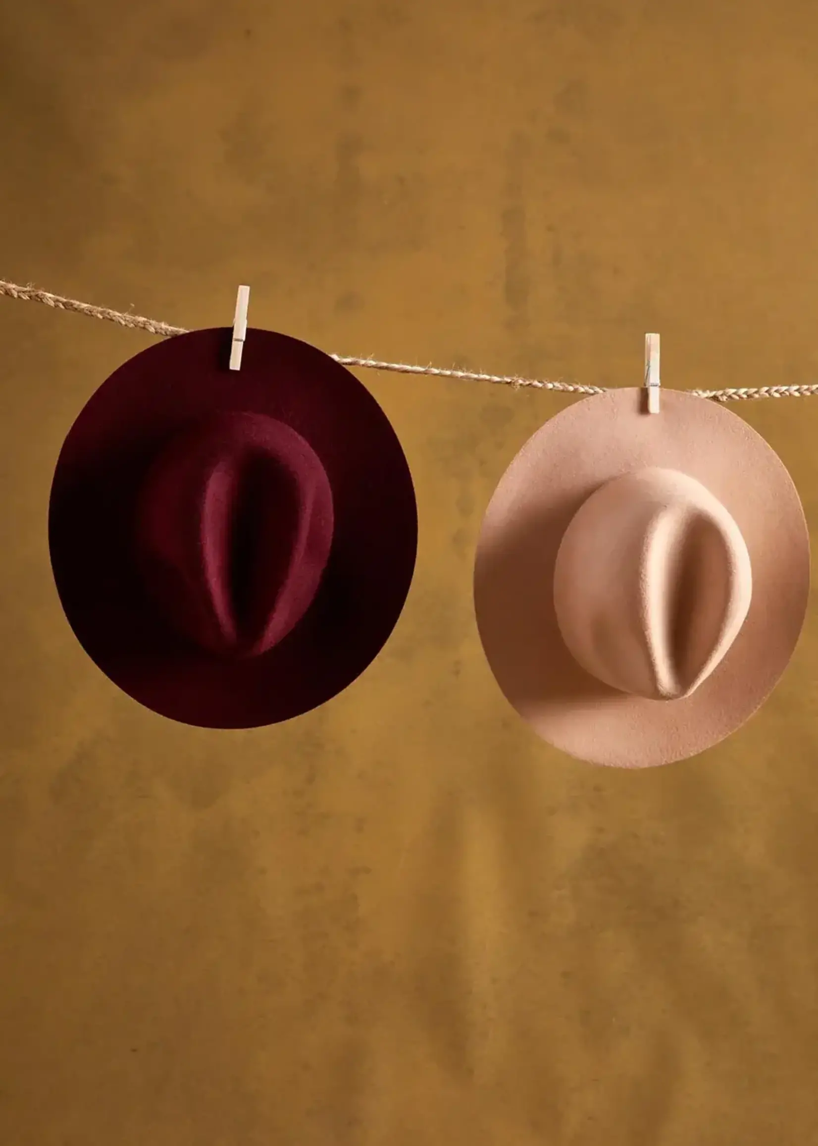 EB & Ive Departure Hat