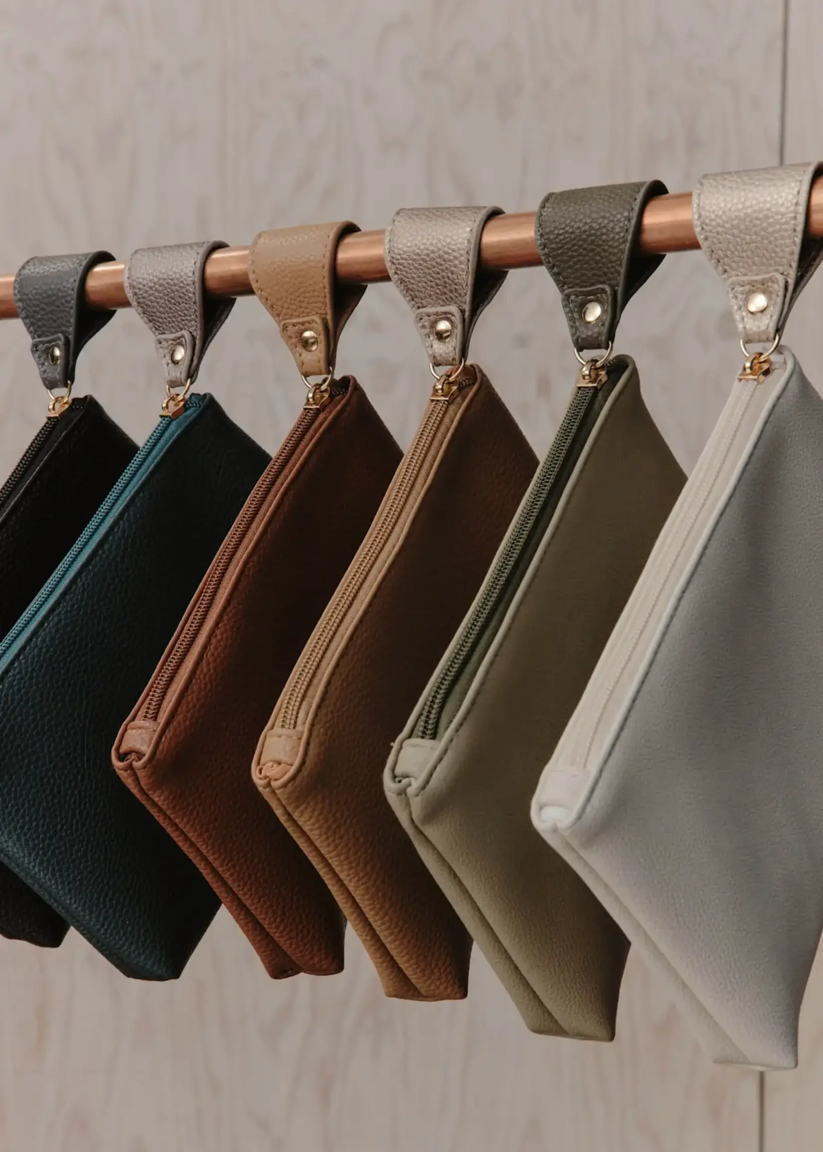 EB & Ive Allegro Pouch