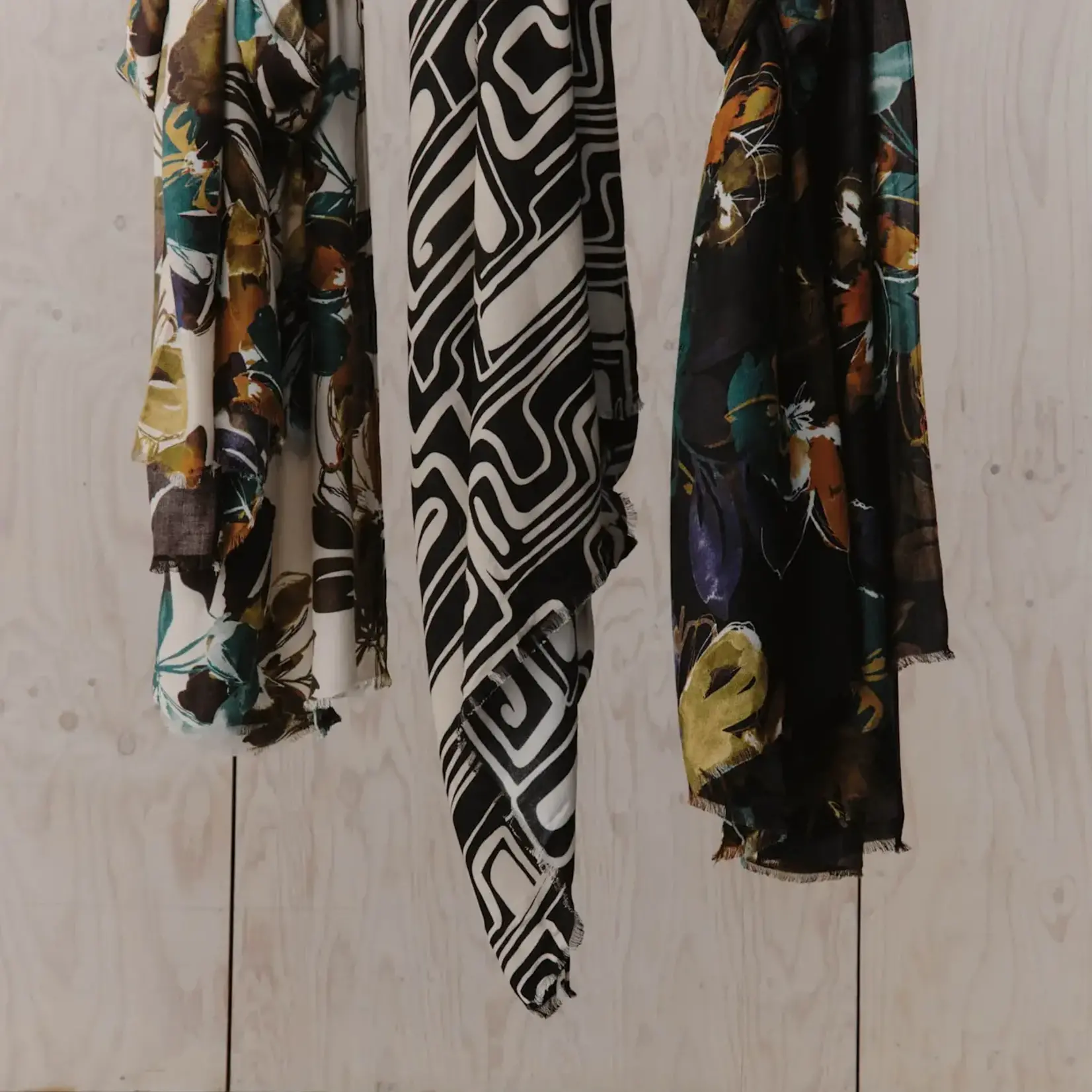 EB & Ive Elsie Scarf