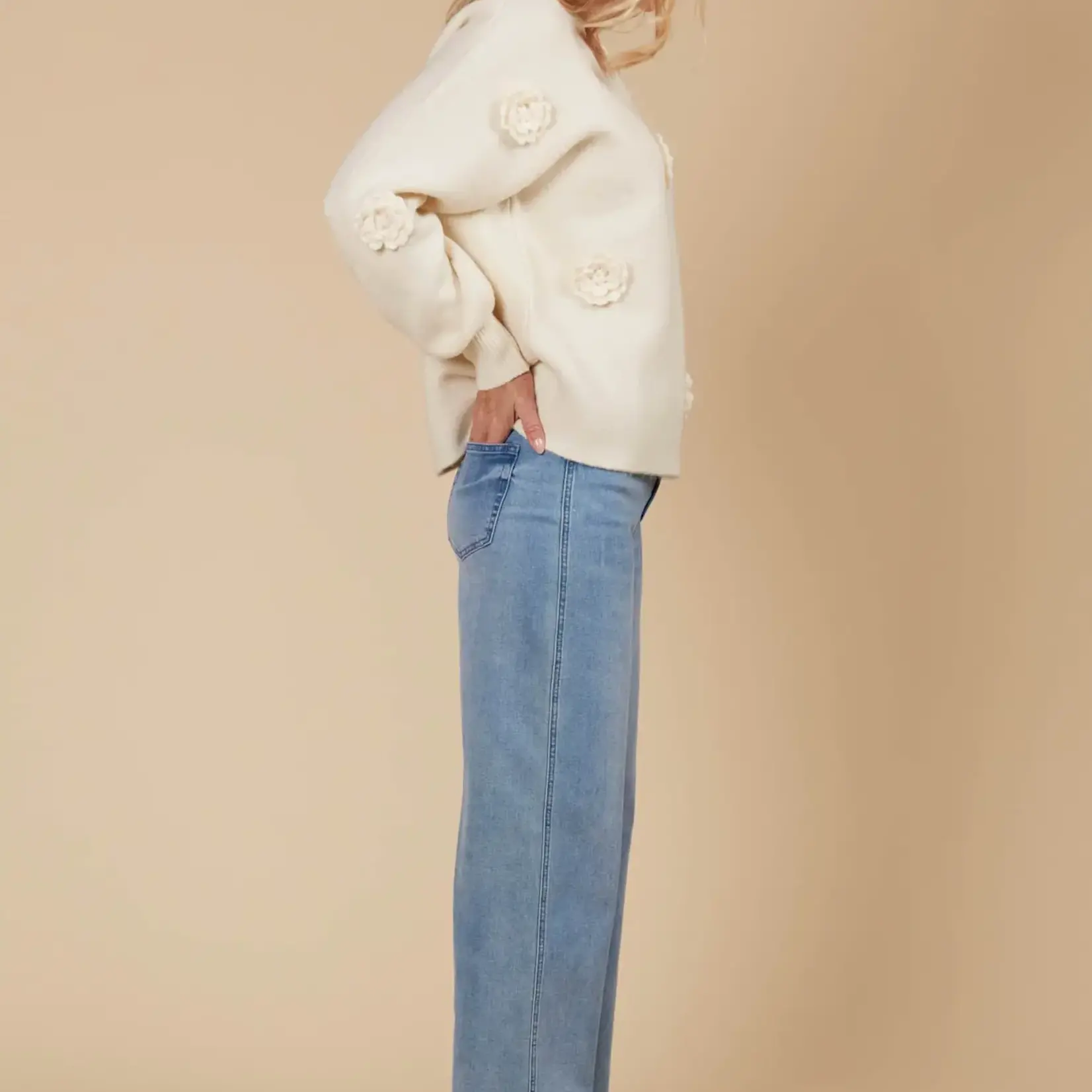 Isle of Mine Miru Flower Jumper - Canvas