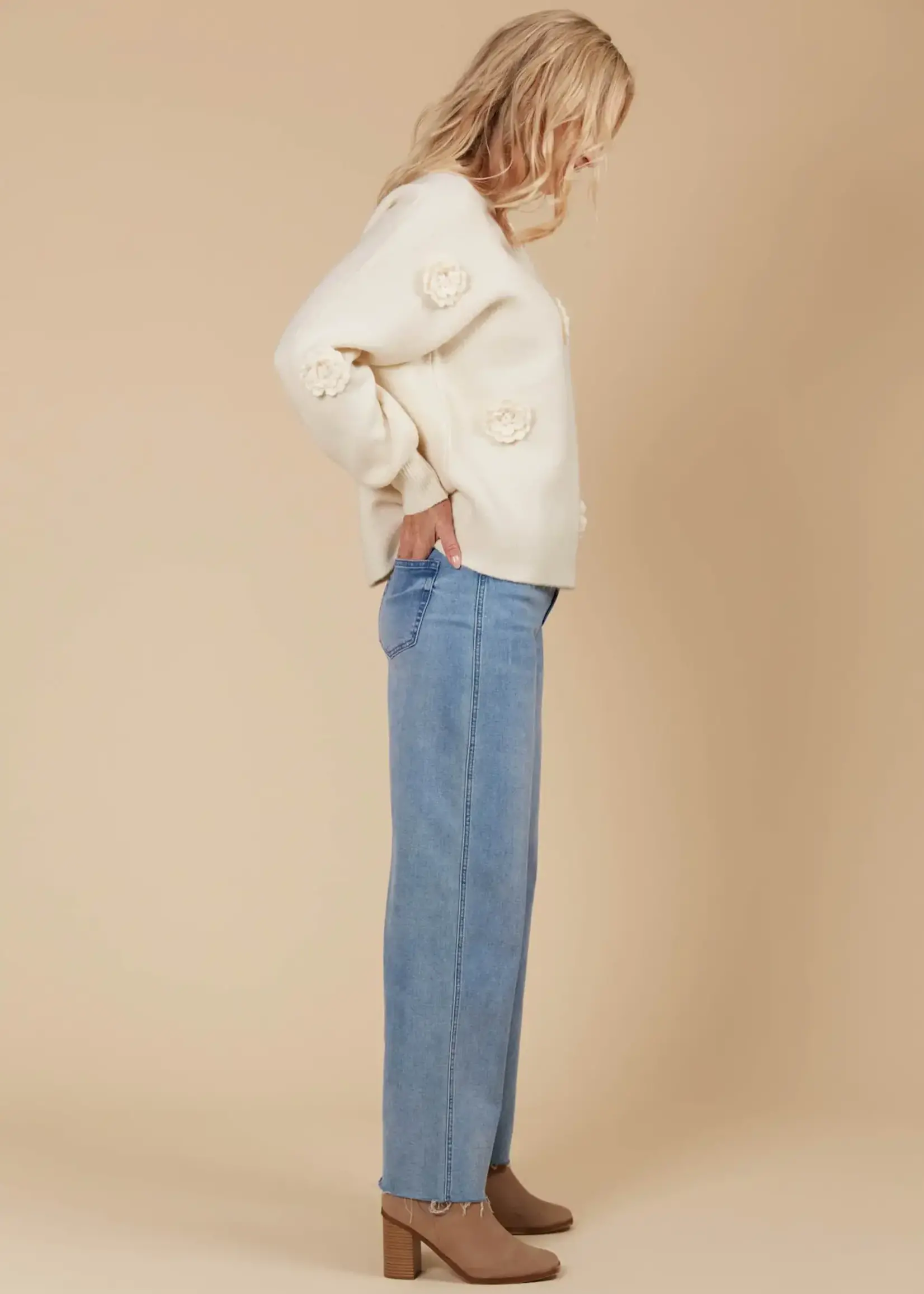 Isle of Mine Miru Flower Jumper - Canvas