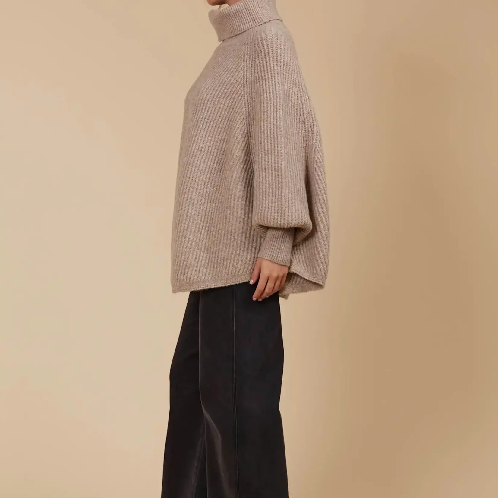 Isle of Mine Miru Poncho