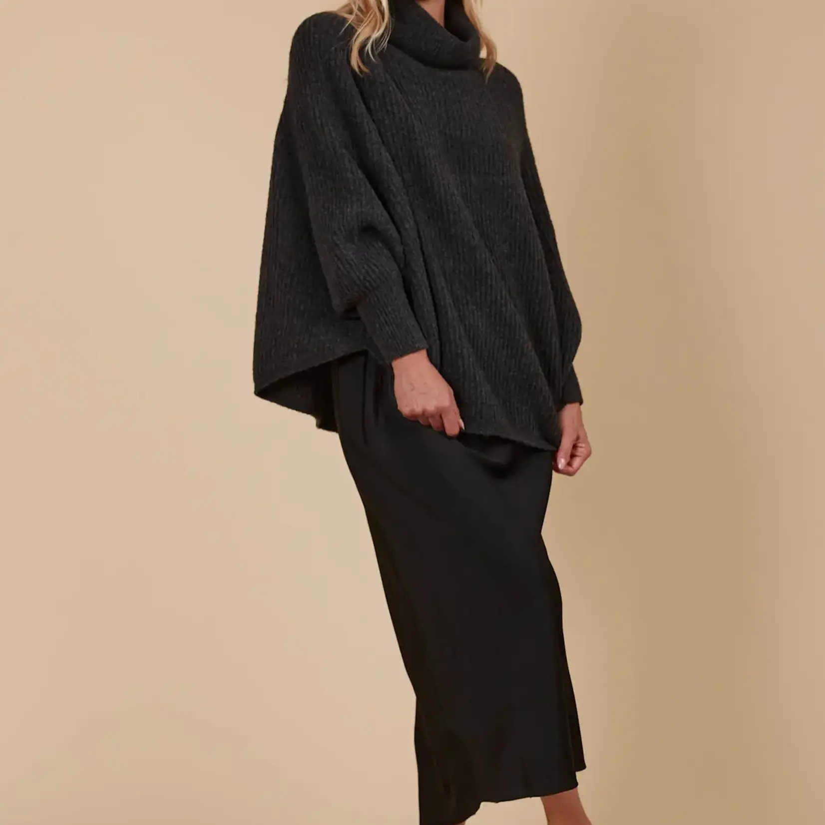 Isle of Mine Miru Poncho