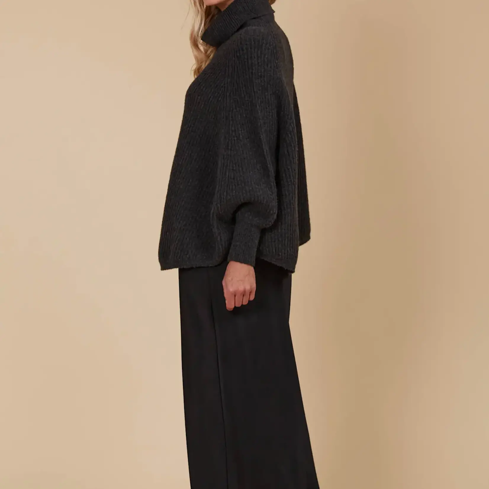 Isle of Mine Miru Poncho