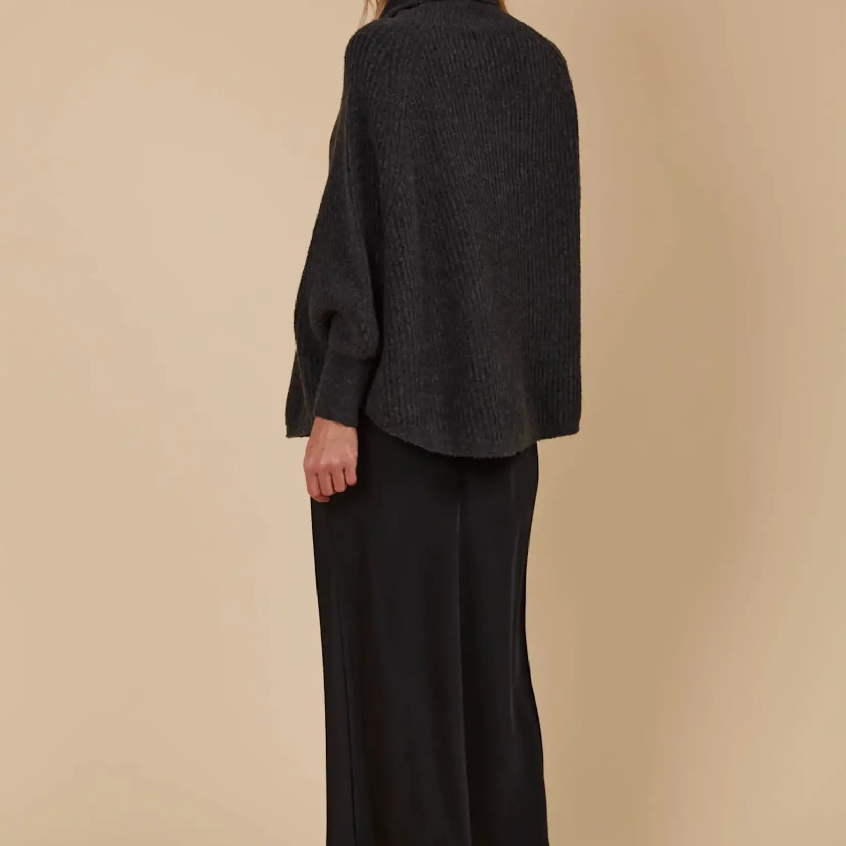 Isle of Mine Miru Poncho