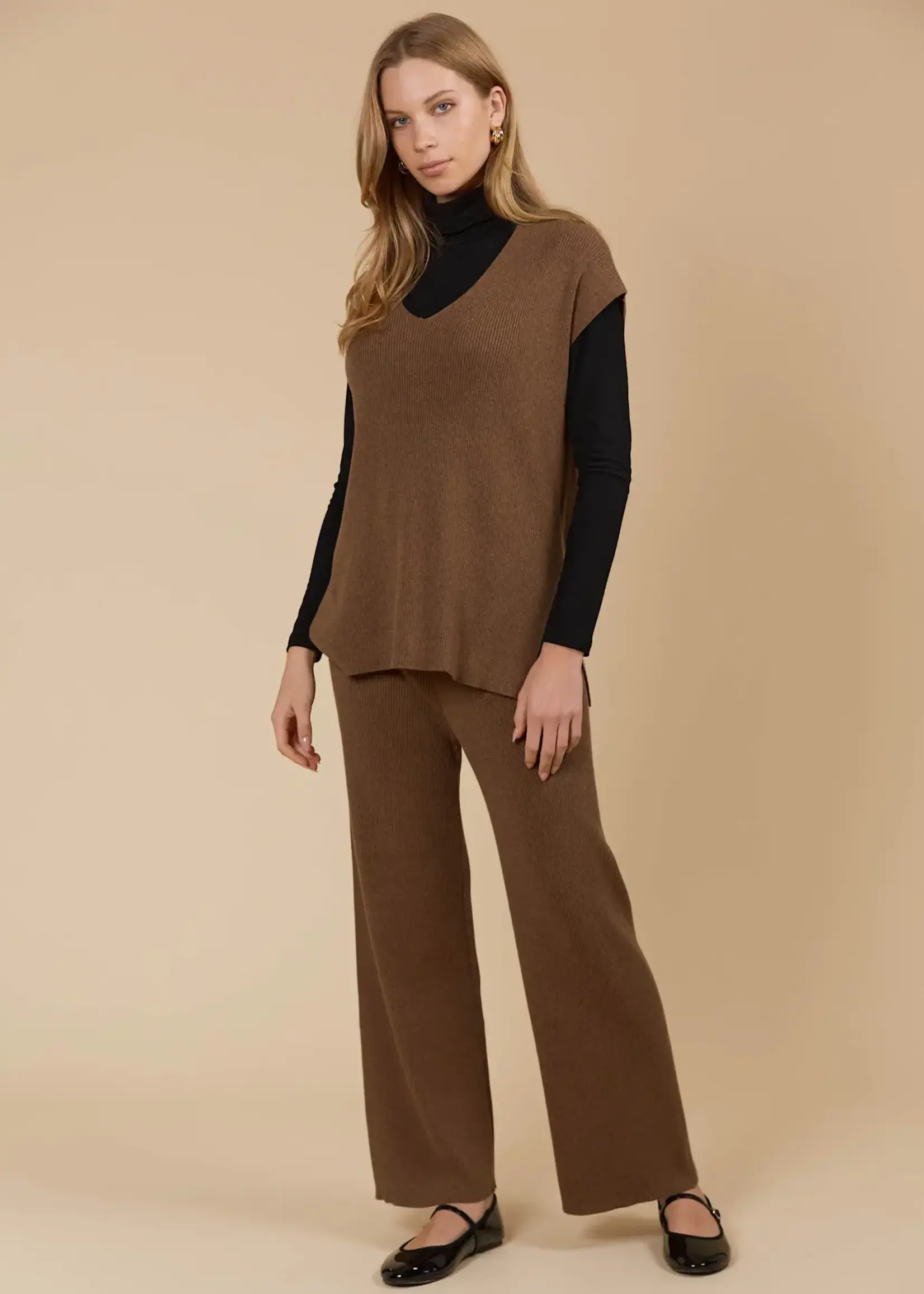 Isle of Mine Tala Knit Vest - Toffee