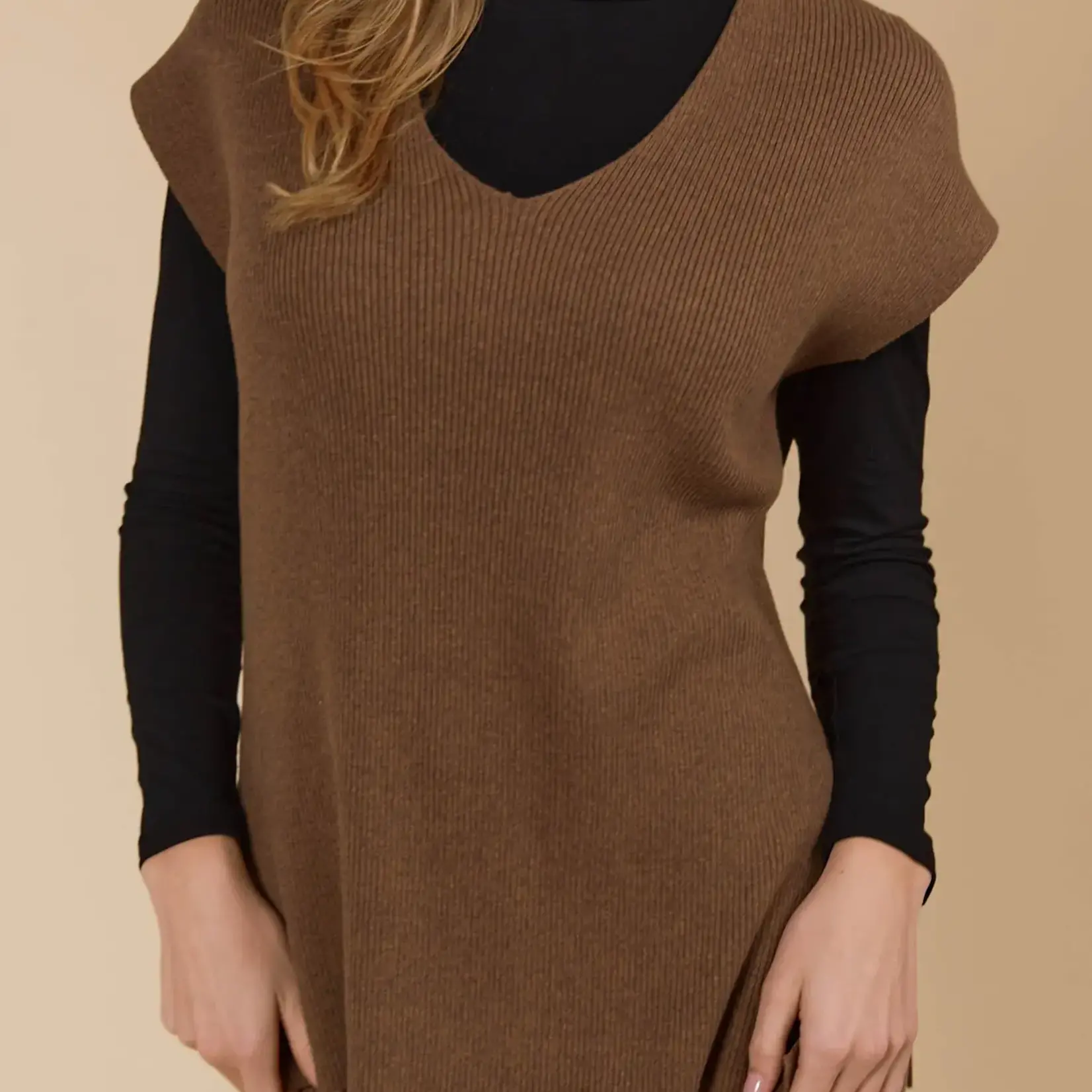 Isle of Mine Tala Knit Vest - Toffee