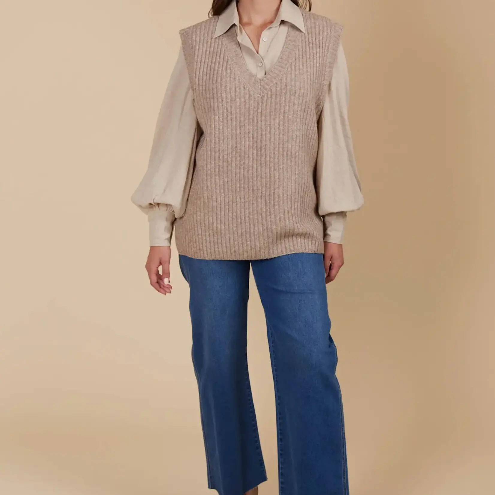 Isle of Mine Miru Knit Vest - Taupe