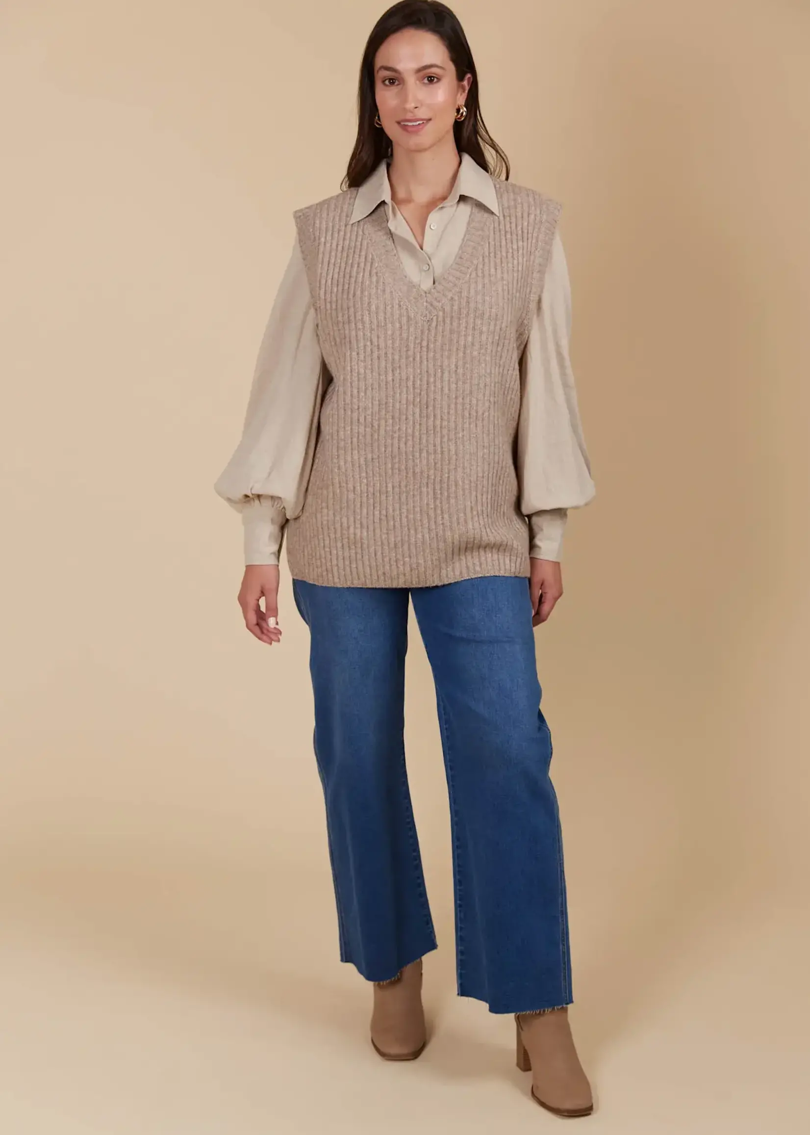 Isle of Mine Miru Knit Vest - Taupe