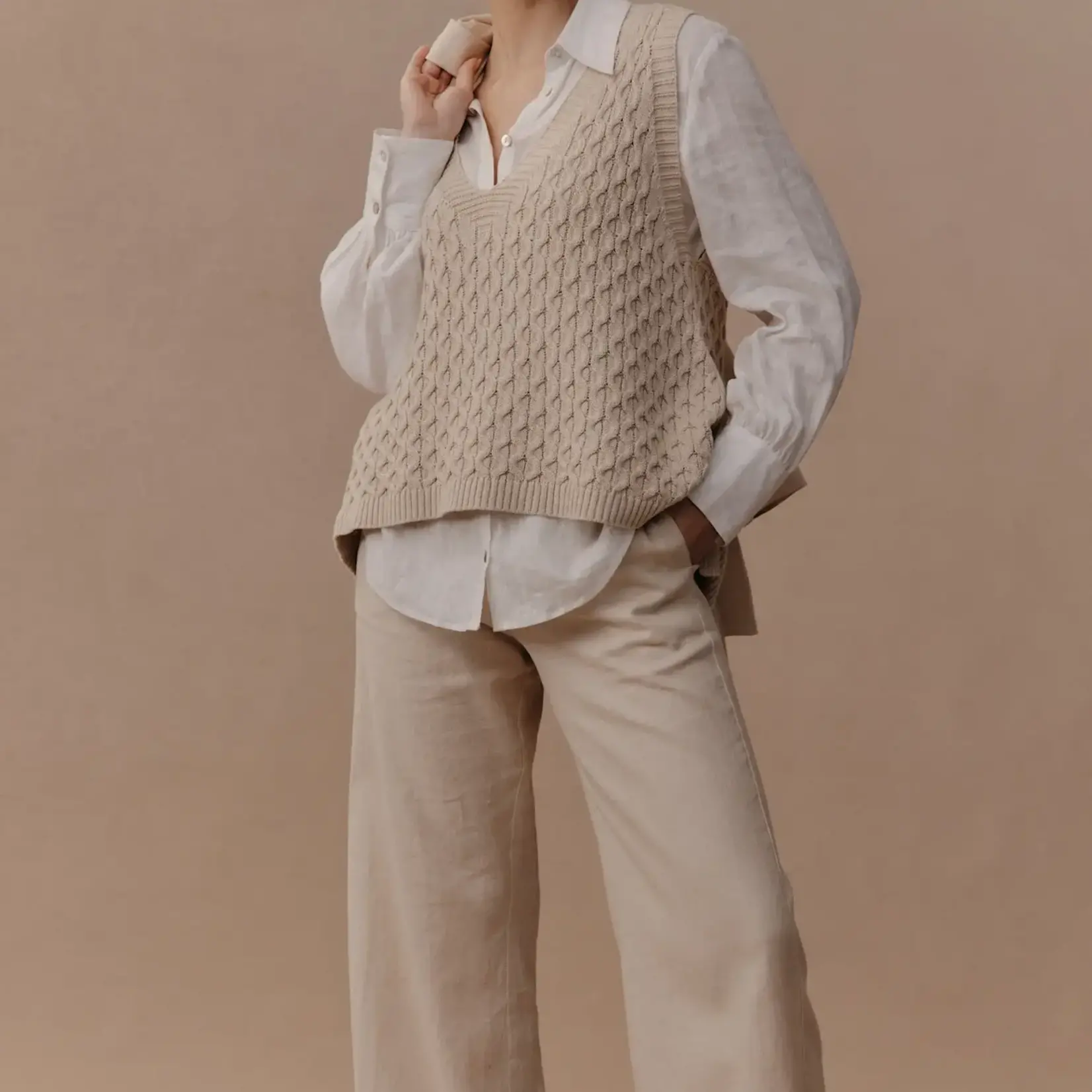 EB & Ive Naviva Vest - Oat