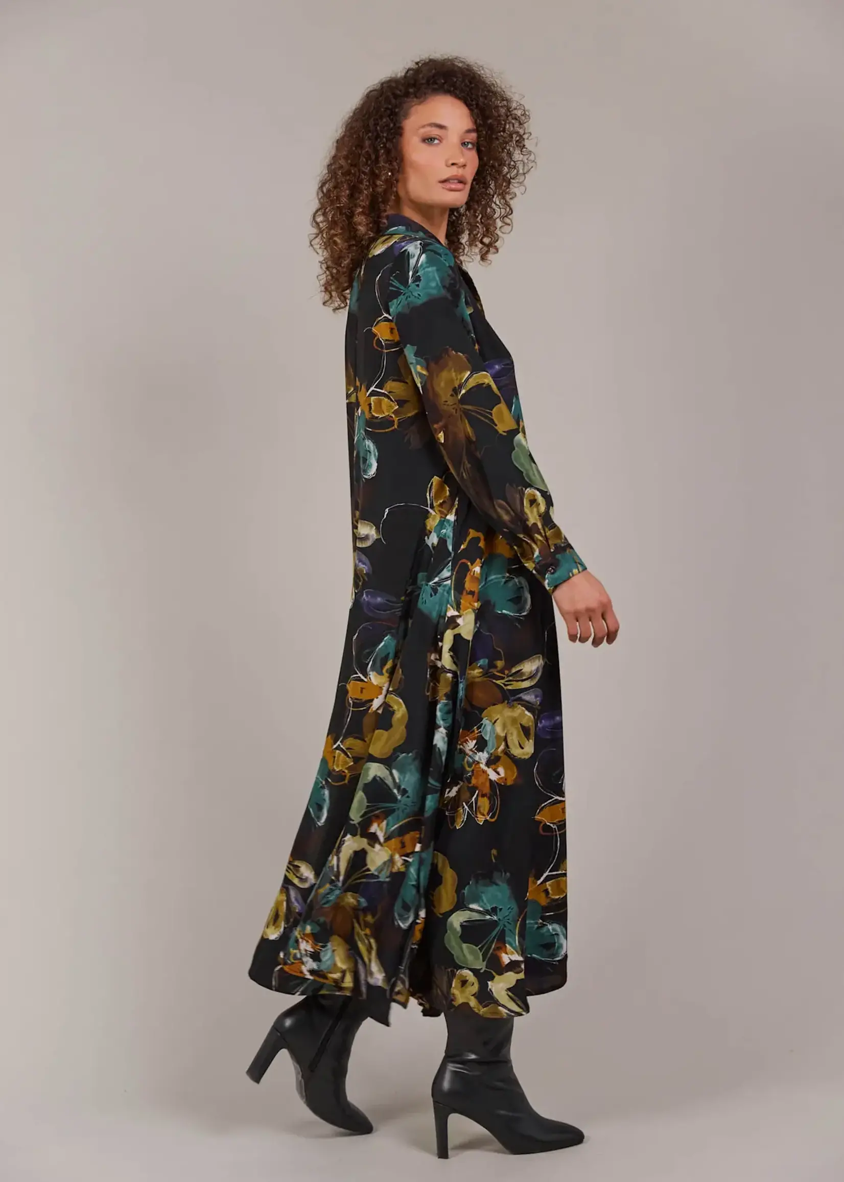 EB & Ive Elsie Shirt Dress - Botanical Black