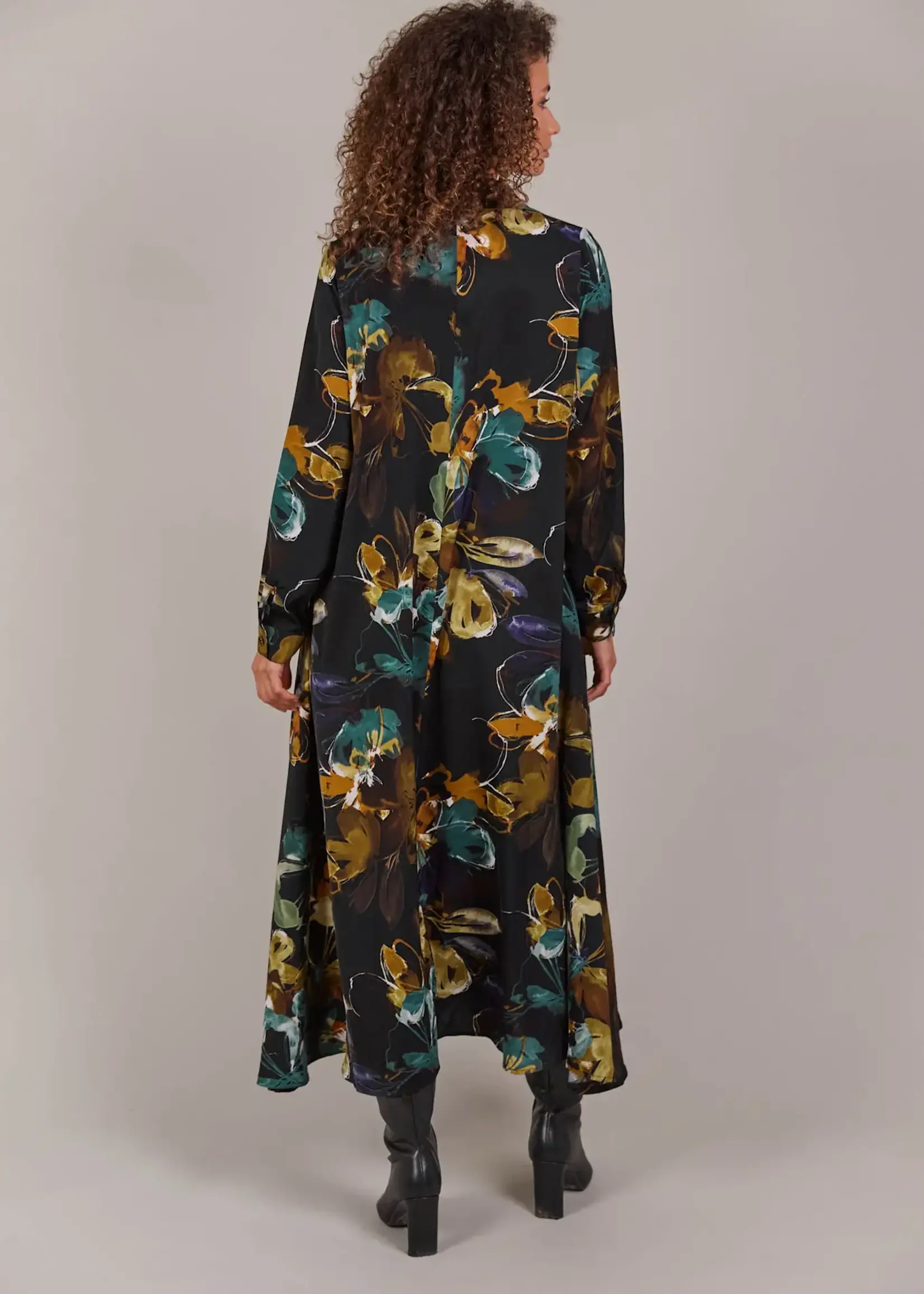 EB & Ive Elsie Shirt Dress - Botanical Black