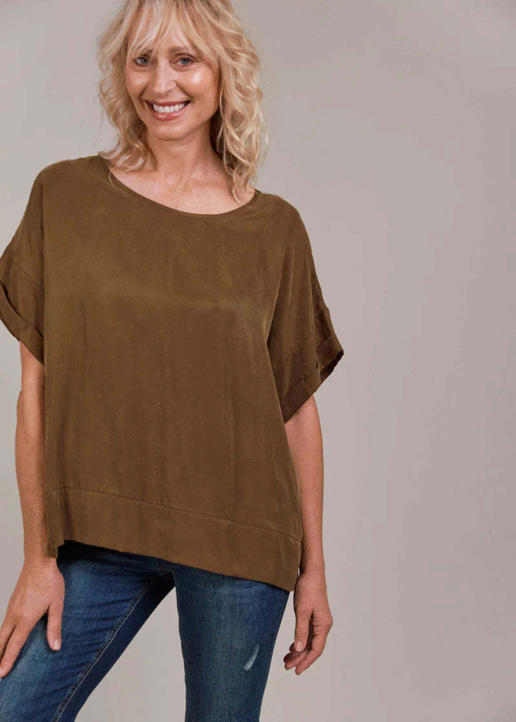 EB & Ive Eden Relaxed Top