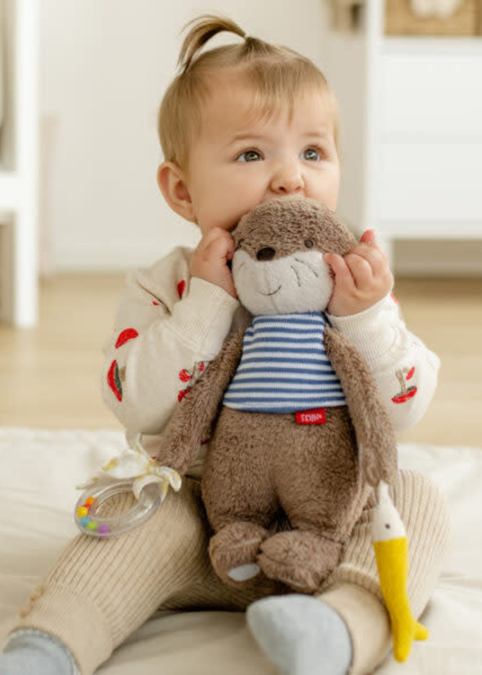 Pilbeam Fehn Activity Otter