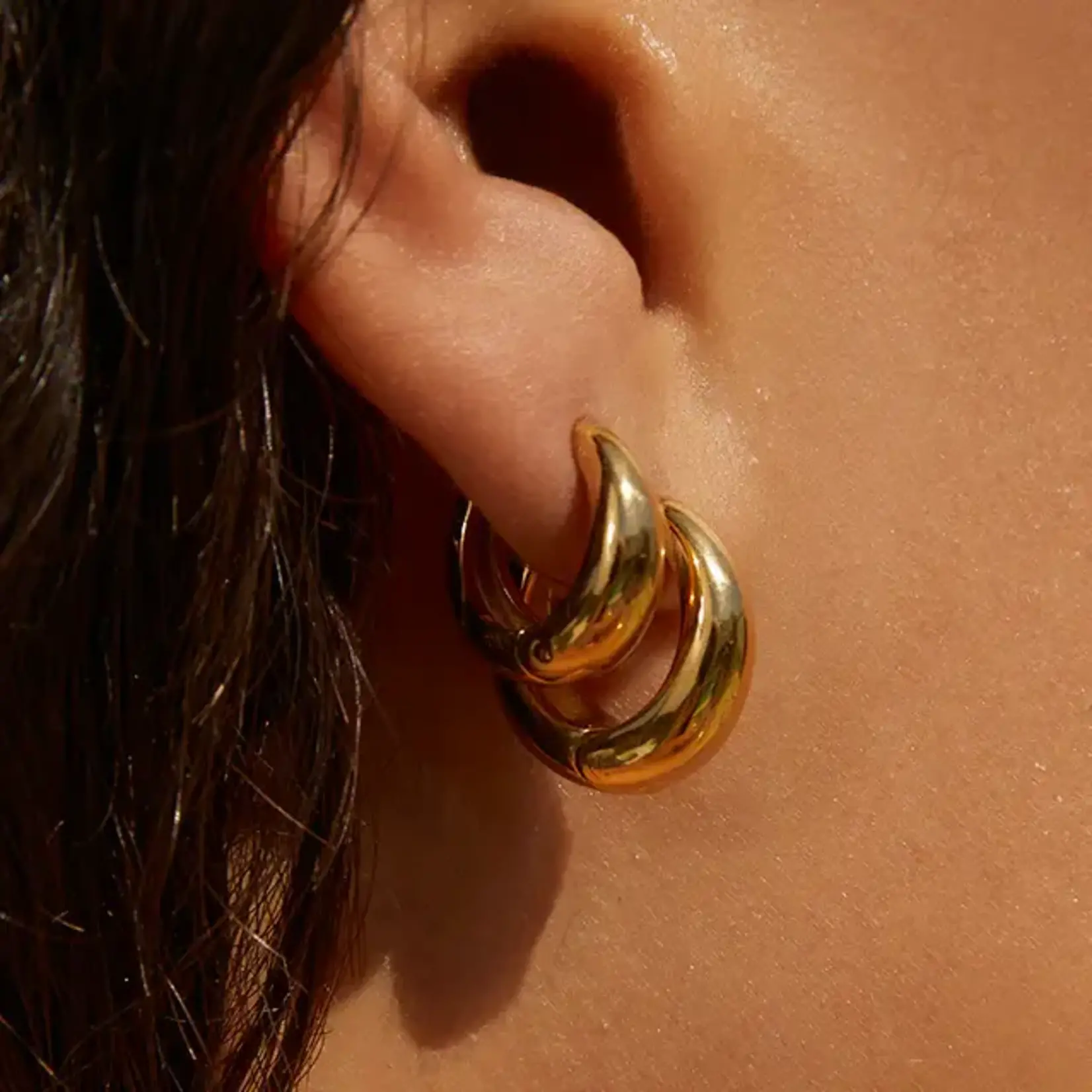 Arms Of Eve Max Gold Earrings - Midi 14mm