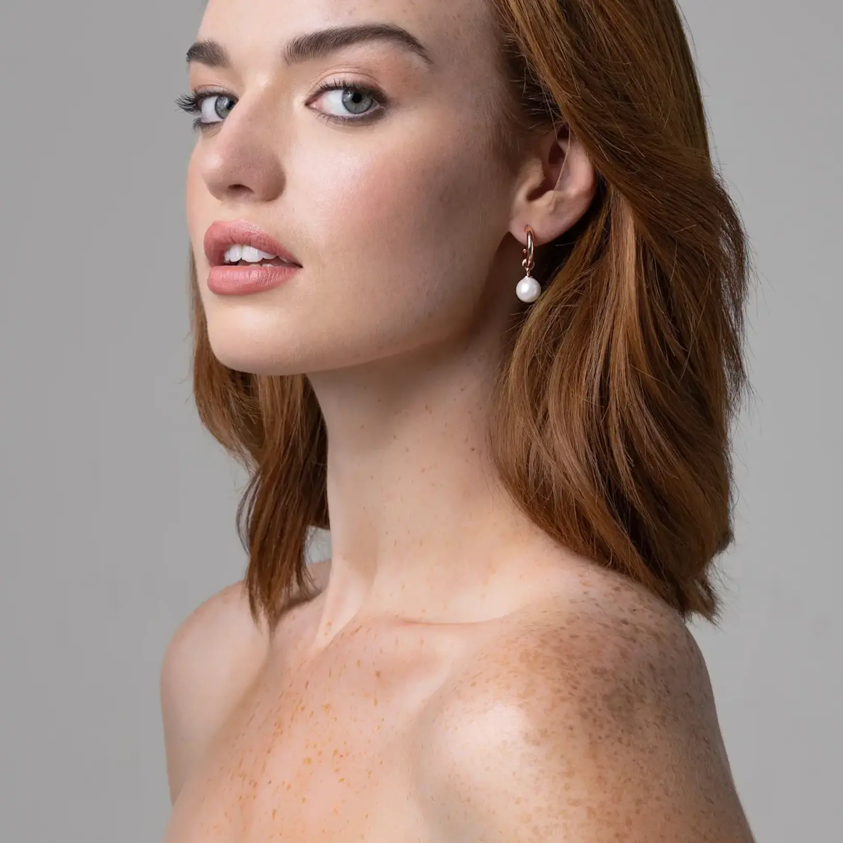 Liberte Fleur Gold Pearl Earring
