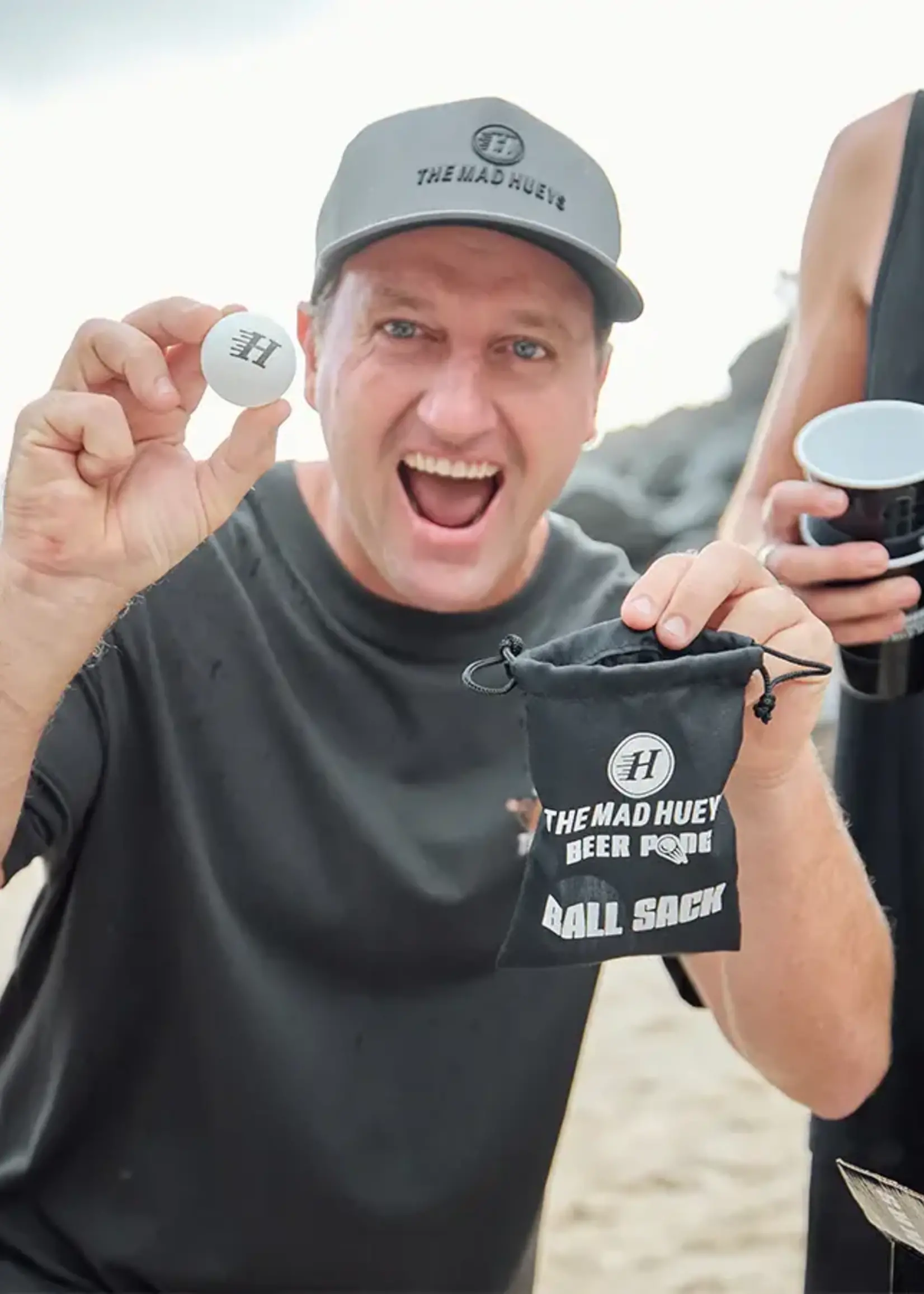 Mad Hueys Hueys Beer Pong