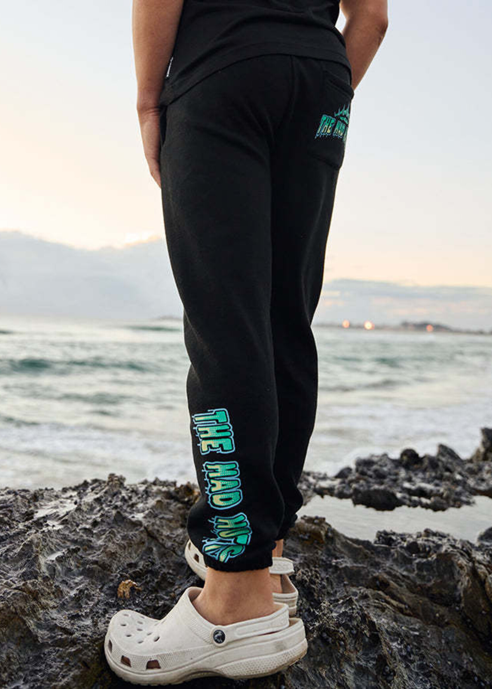 Mad Hueys Codzilla Returns | Youth Trackpant - Black