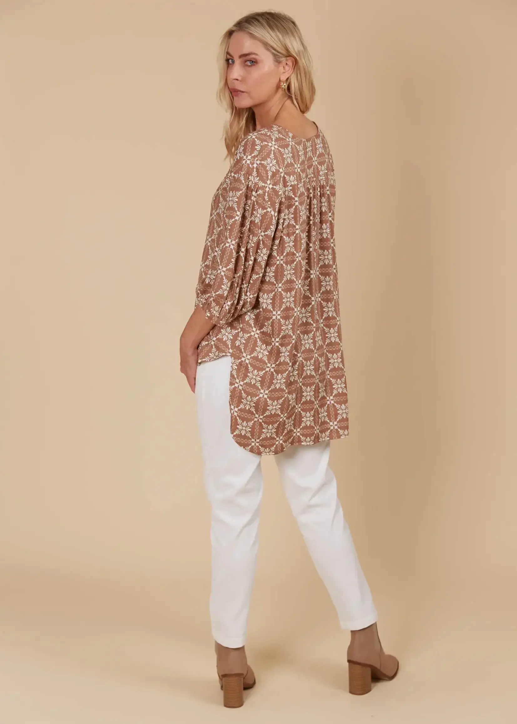 Isle of Mine Venus Relaxed Top