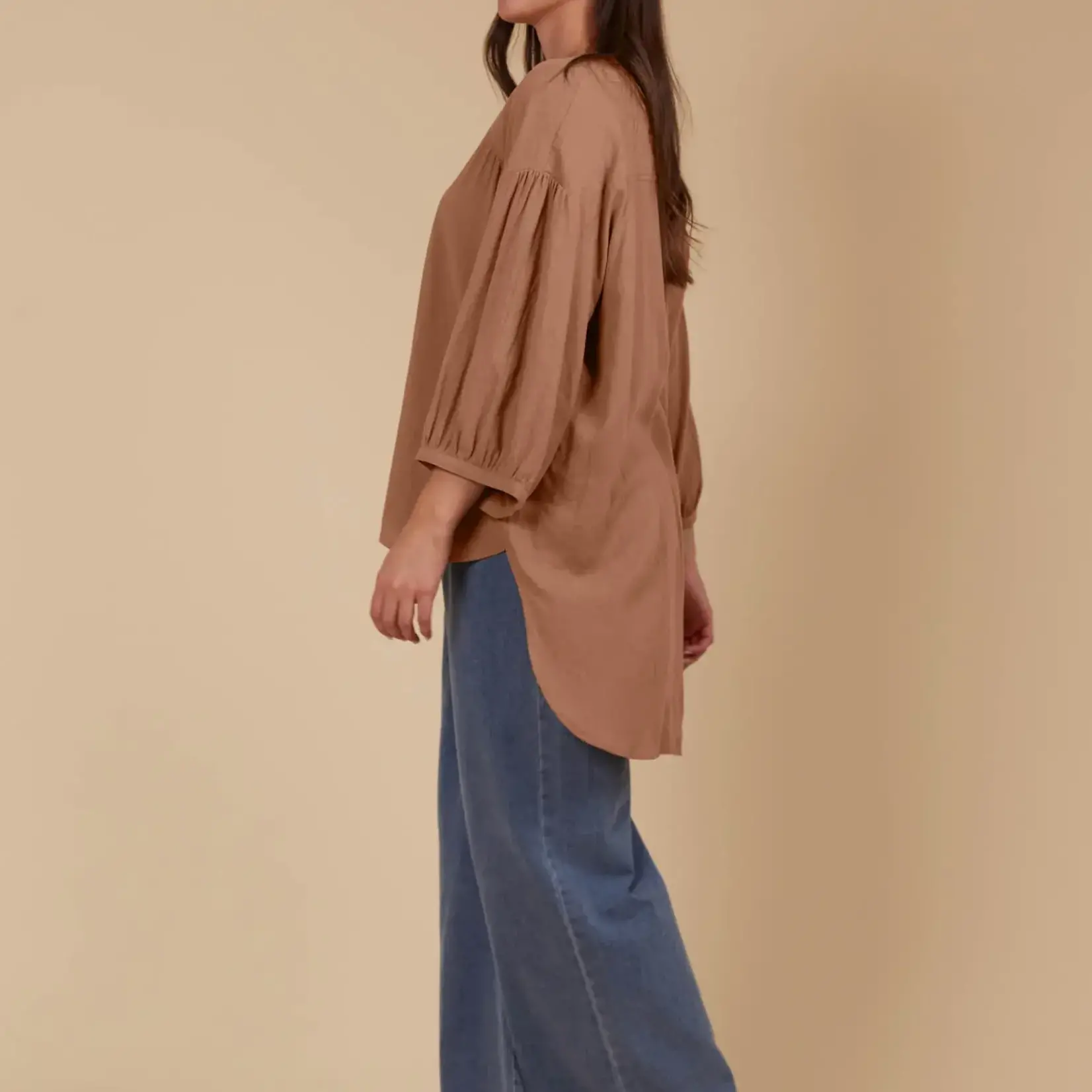 Isle of Mine Venus Relaxed Top