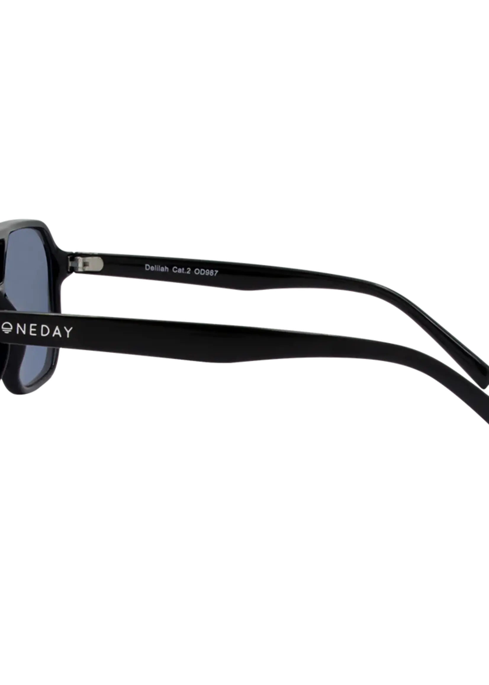 One Day Delilah Sunglasses - Black Blue