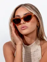 One Day Desorbo Sunglasses - Beige Brown