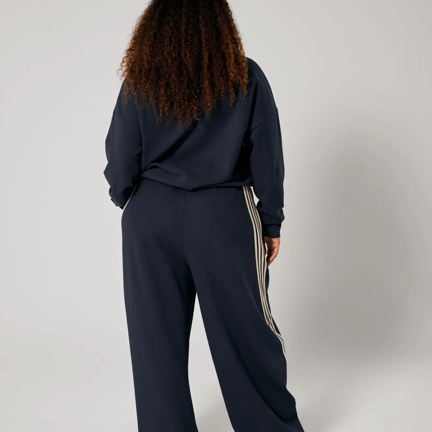 Ssaint Barrel Pants - Navy