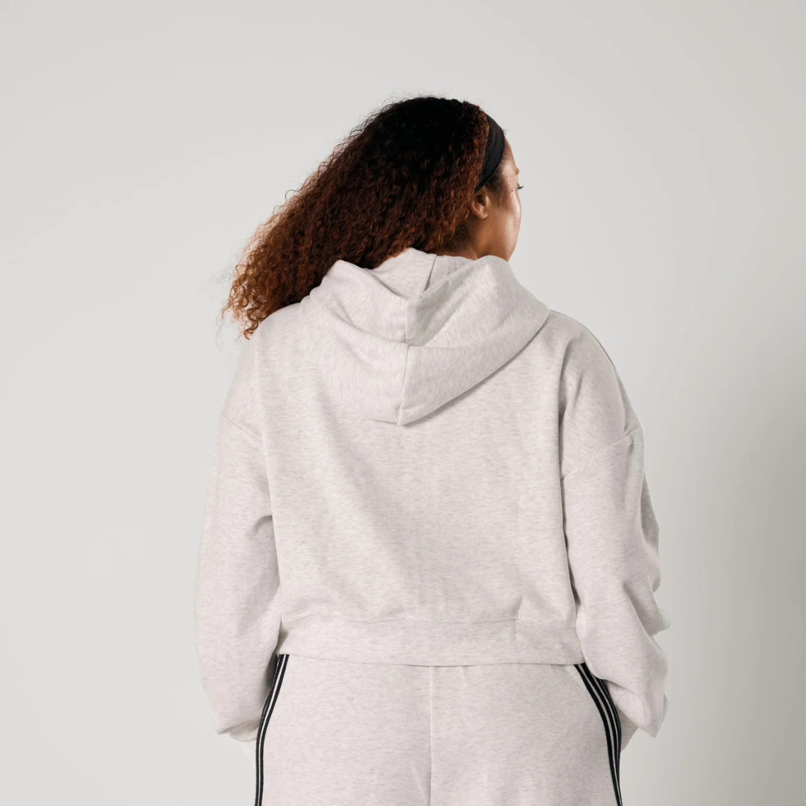 Ssaint Cropped Hood - Grey