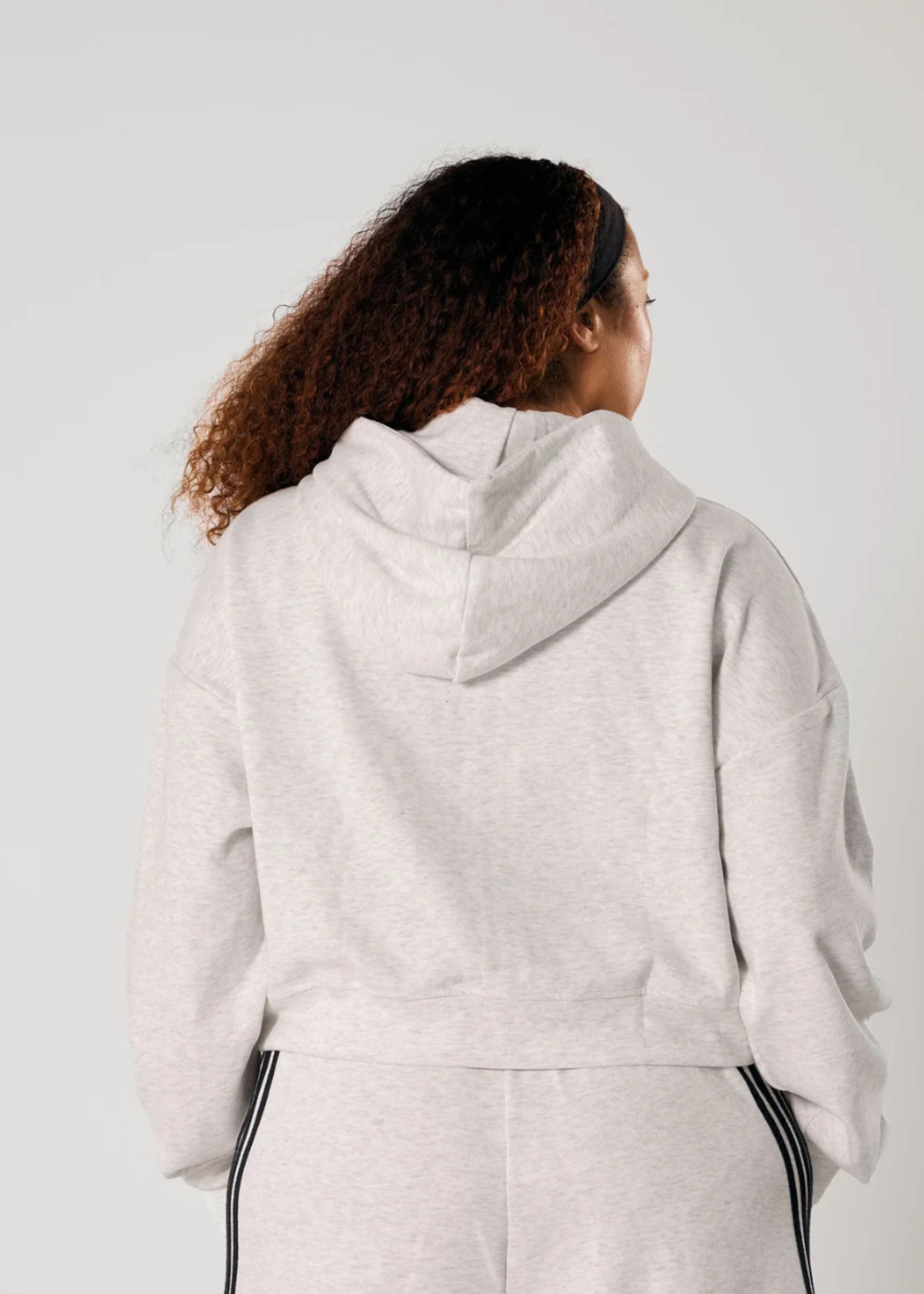 Ssaint Cropped Hood - Grey