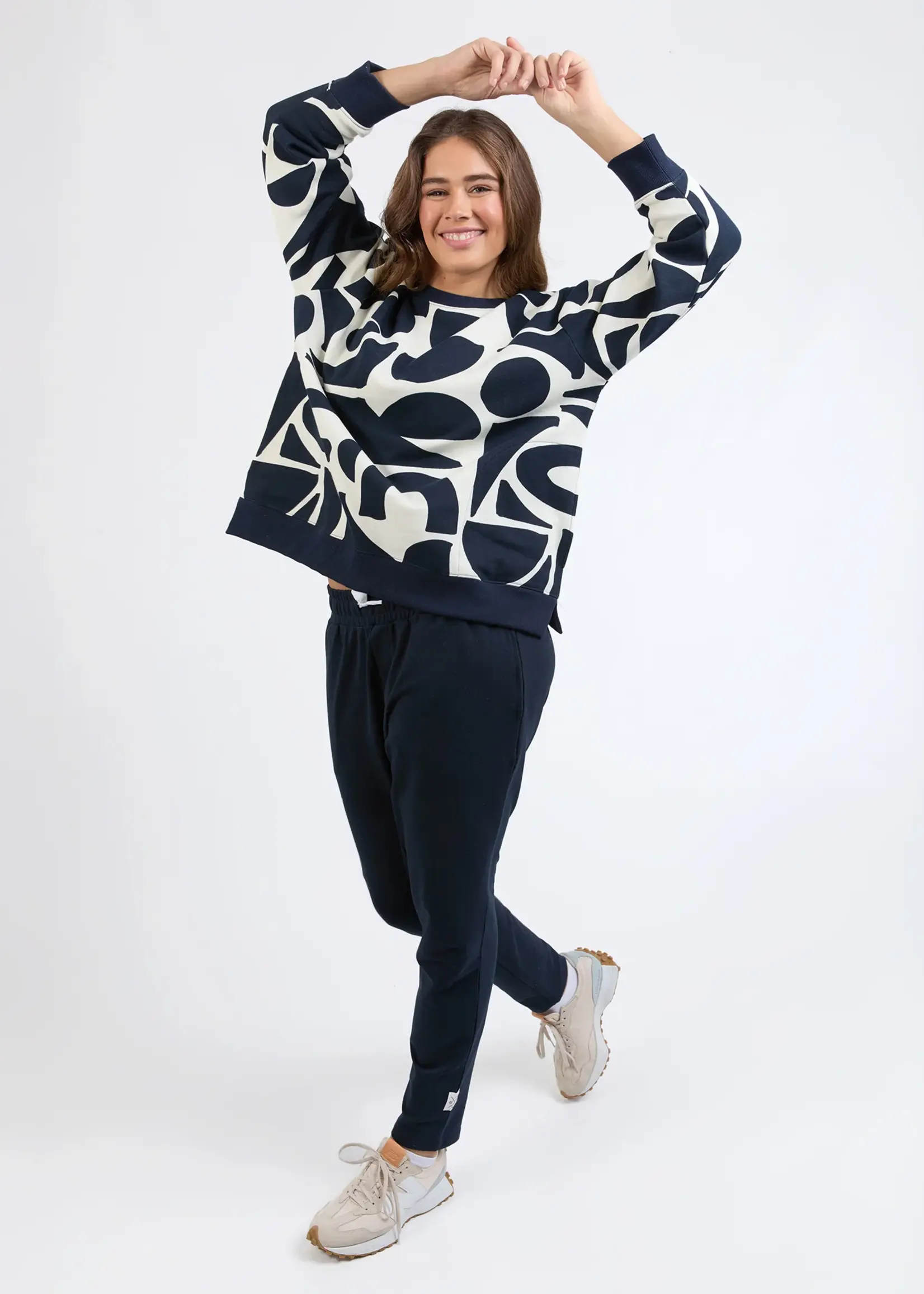 Elm Lifestyle Mural Crew