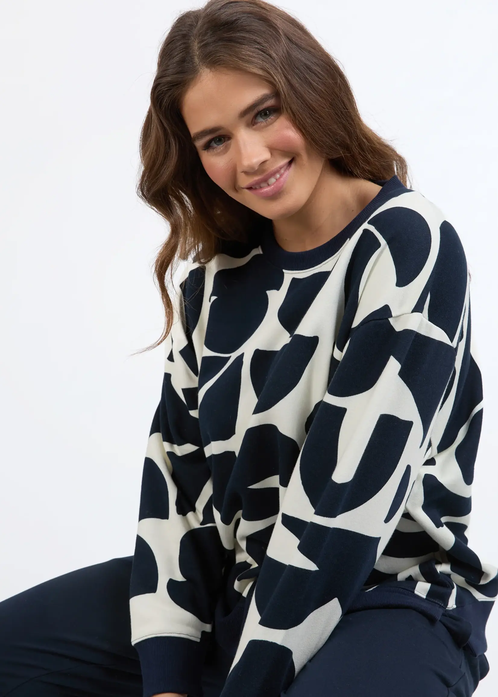 Elm Lifestyle Mural Crew