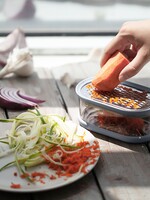 Fine Grater with Storage