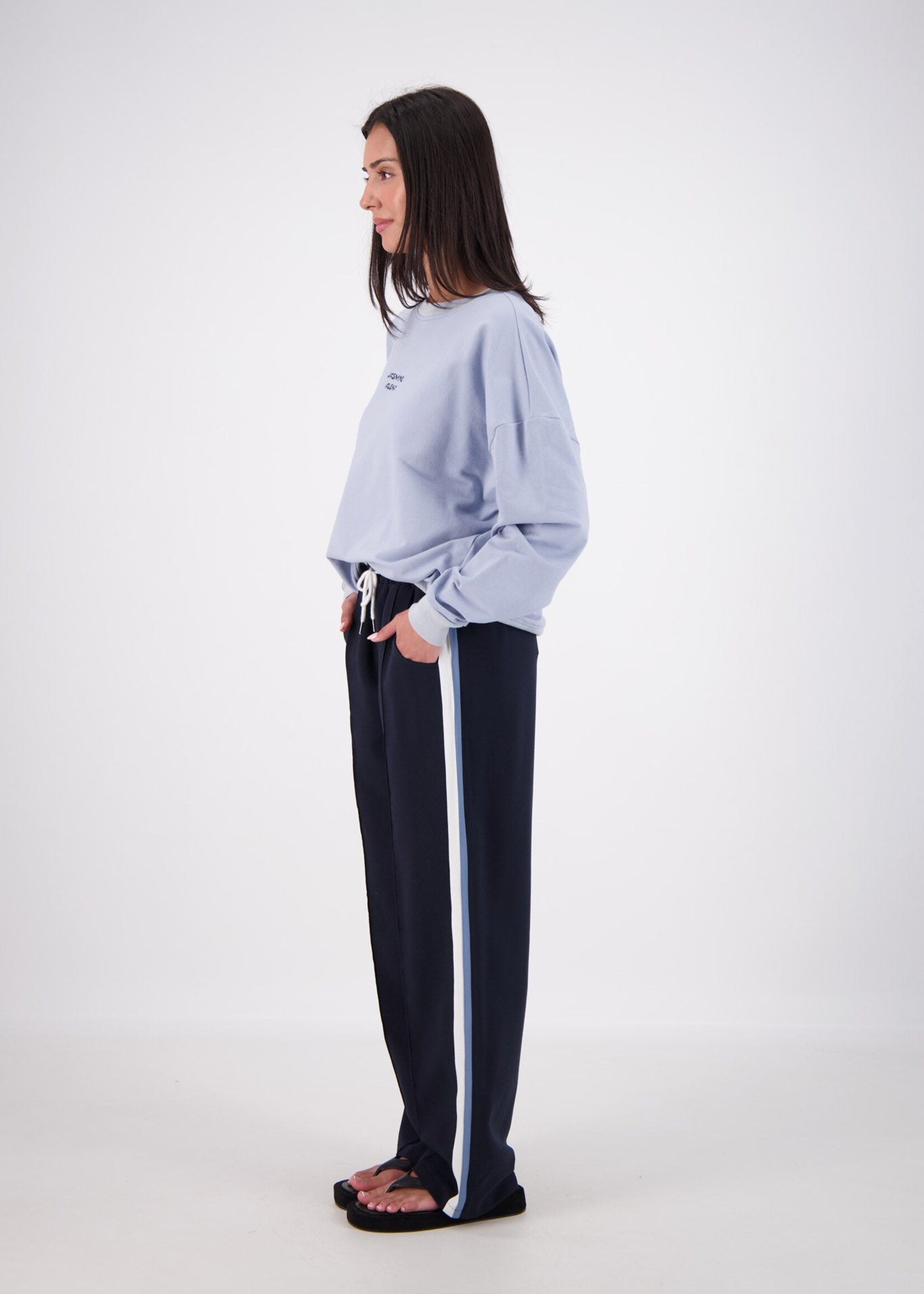 Jasmine Alexa Relaxed Sweatshirt