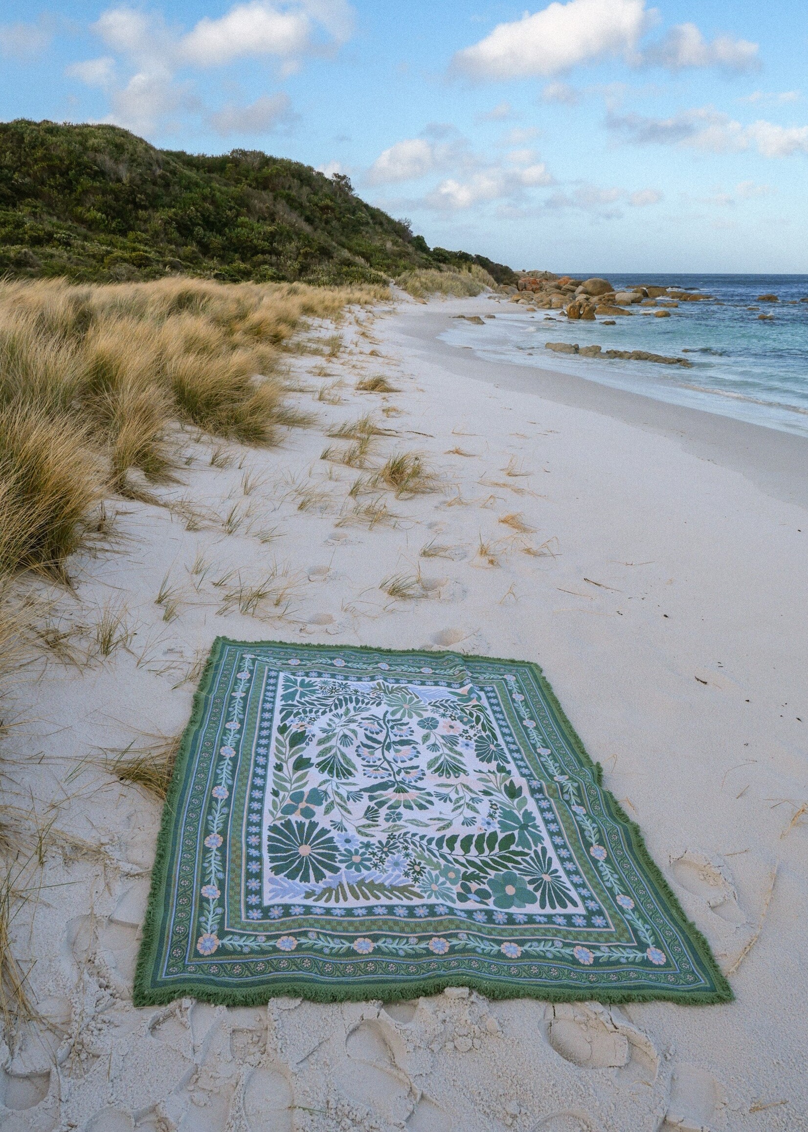 Salty Aura The Dahlia Green Rug