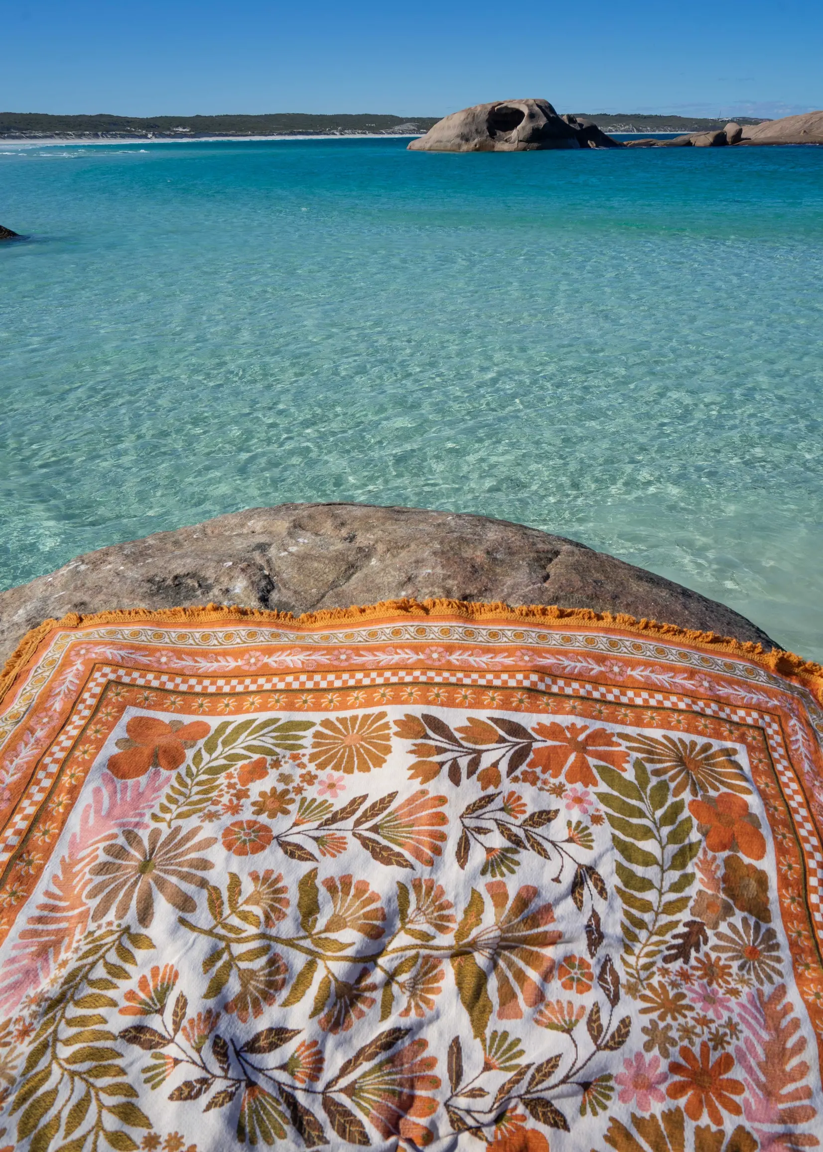 Salty Aura The Dahlia Rug