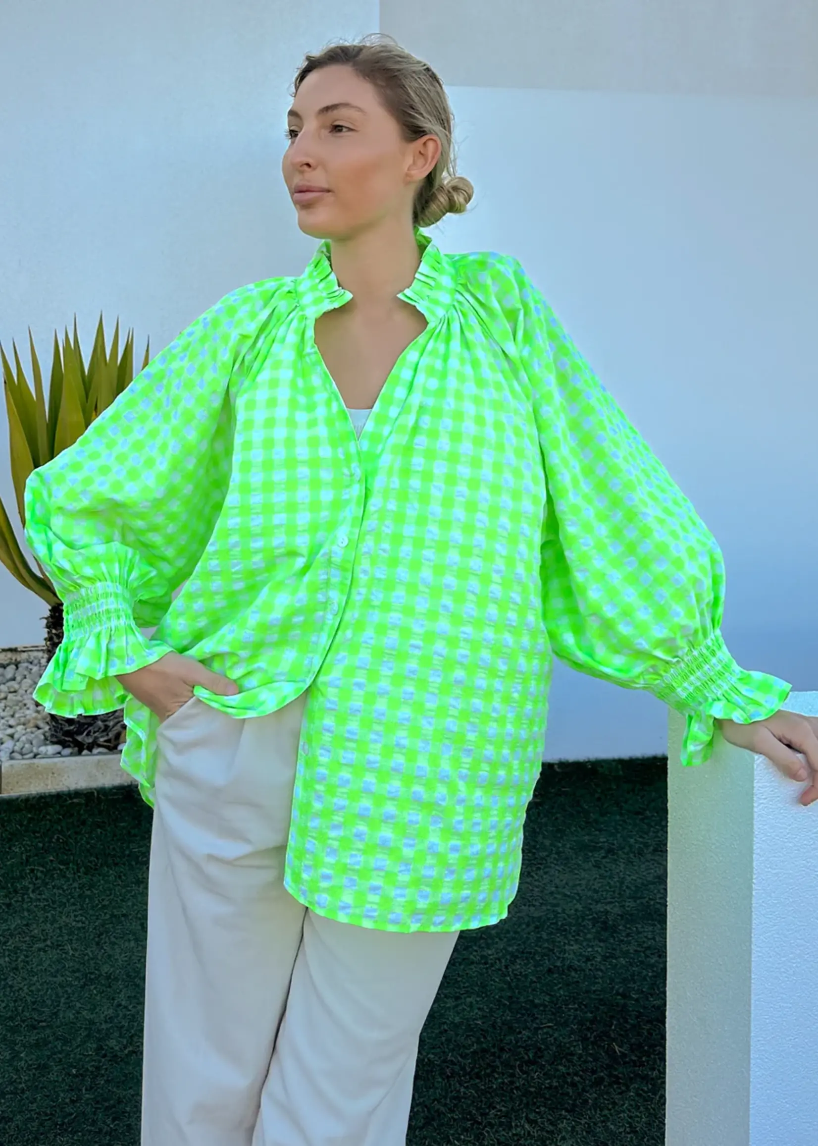 KL847 Neon Lime Top