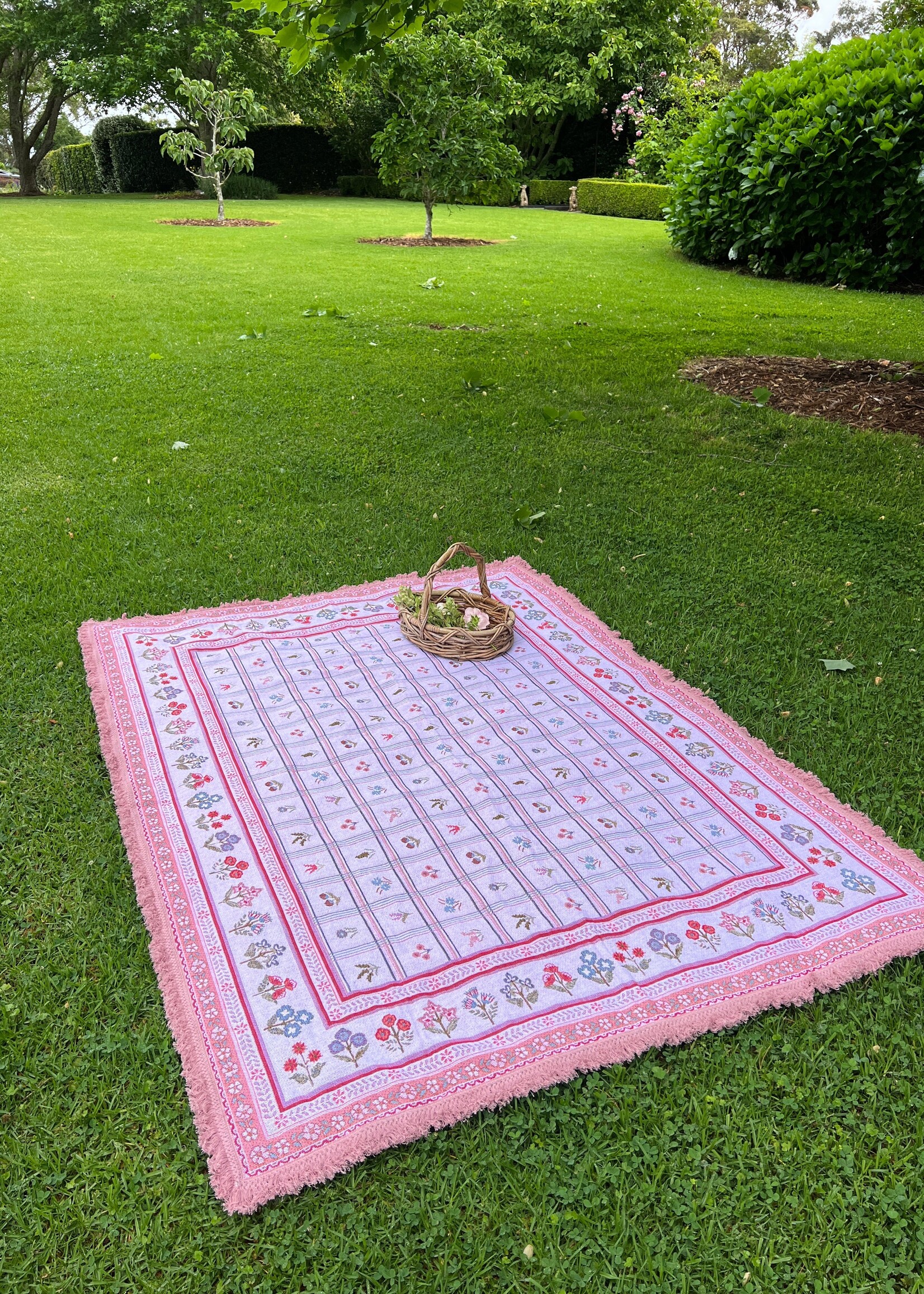 Salty Aura The Petal Rug