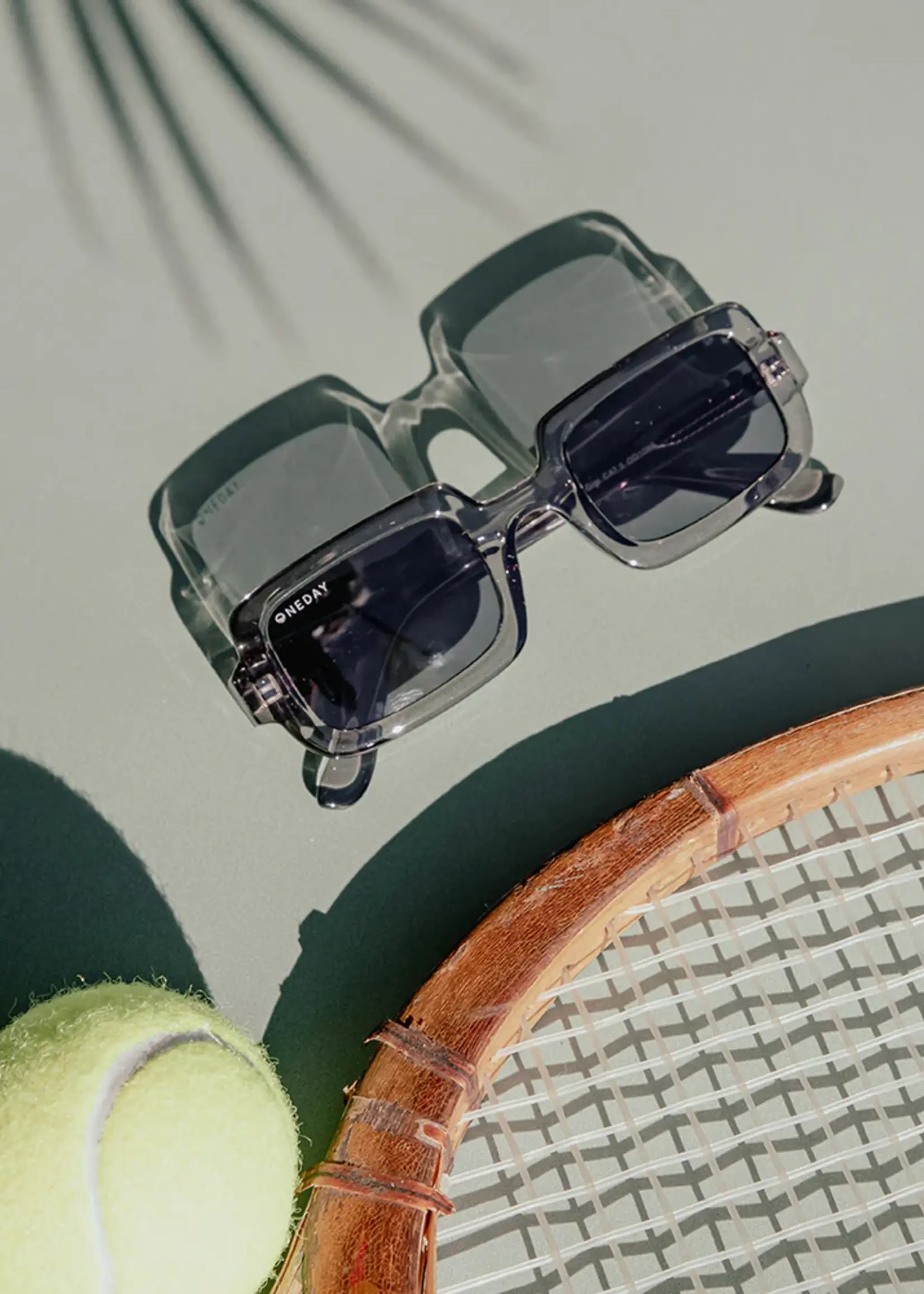 One Day Gigi Sunglasses - Charcoal Smoke