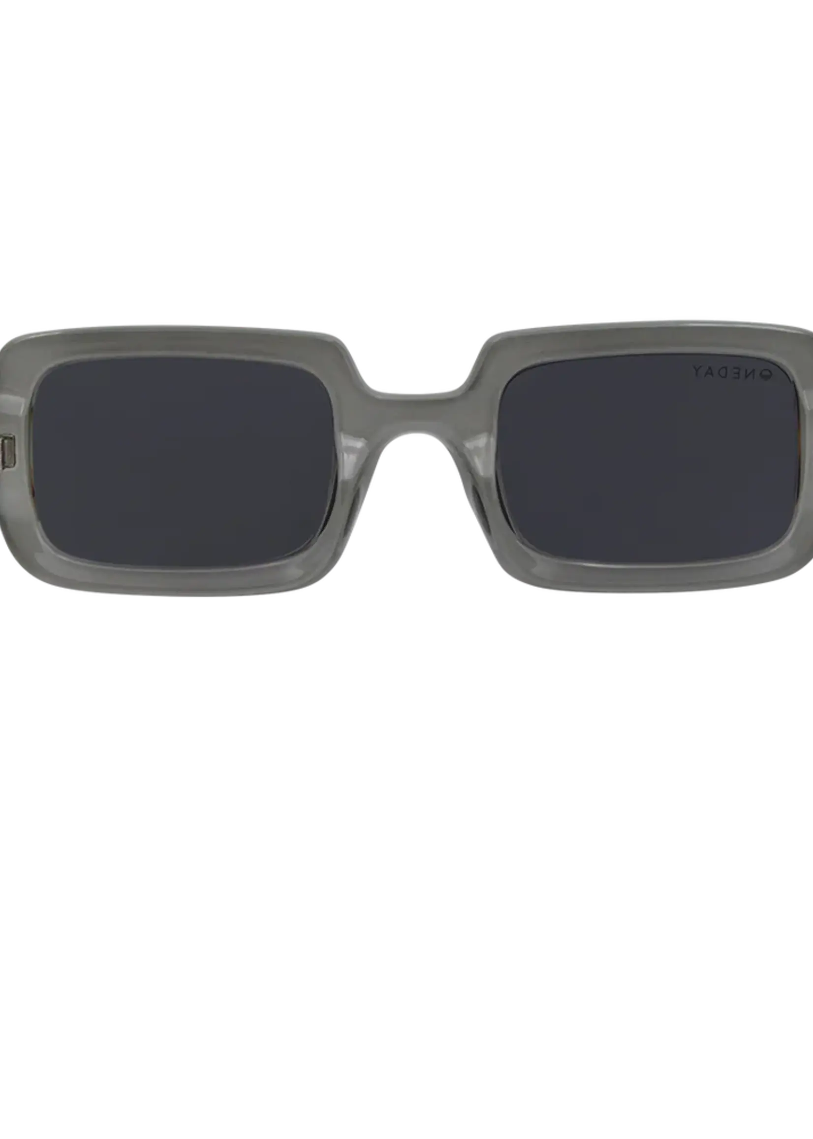 One Day Gigi Sunglasses - Charcoal Smoke