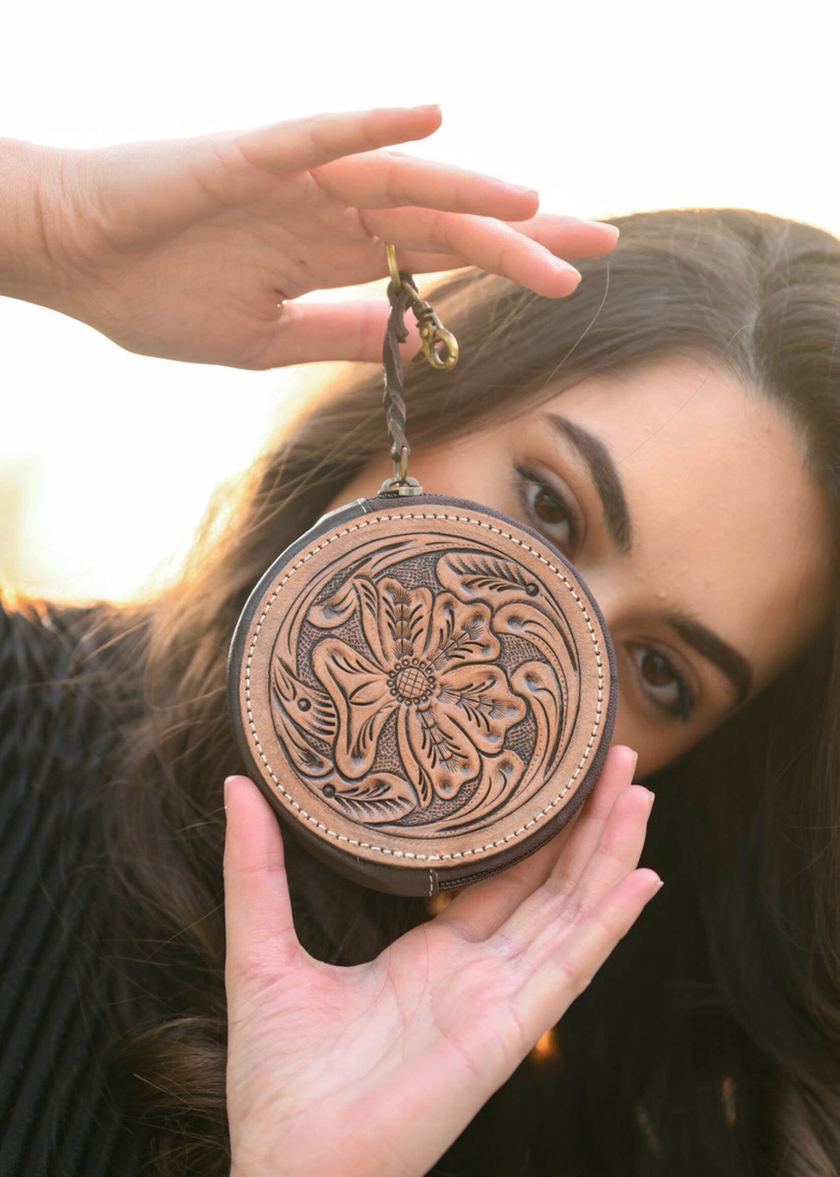 The Design Edge Brown Tooled Leather Coin Purse  (CA10)
