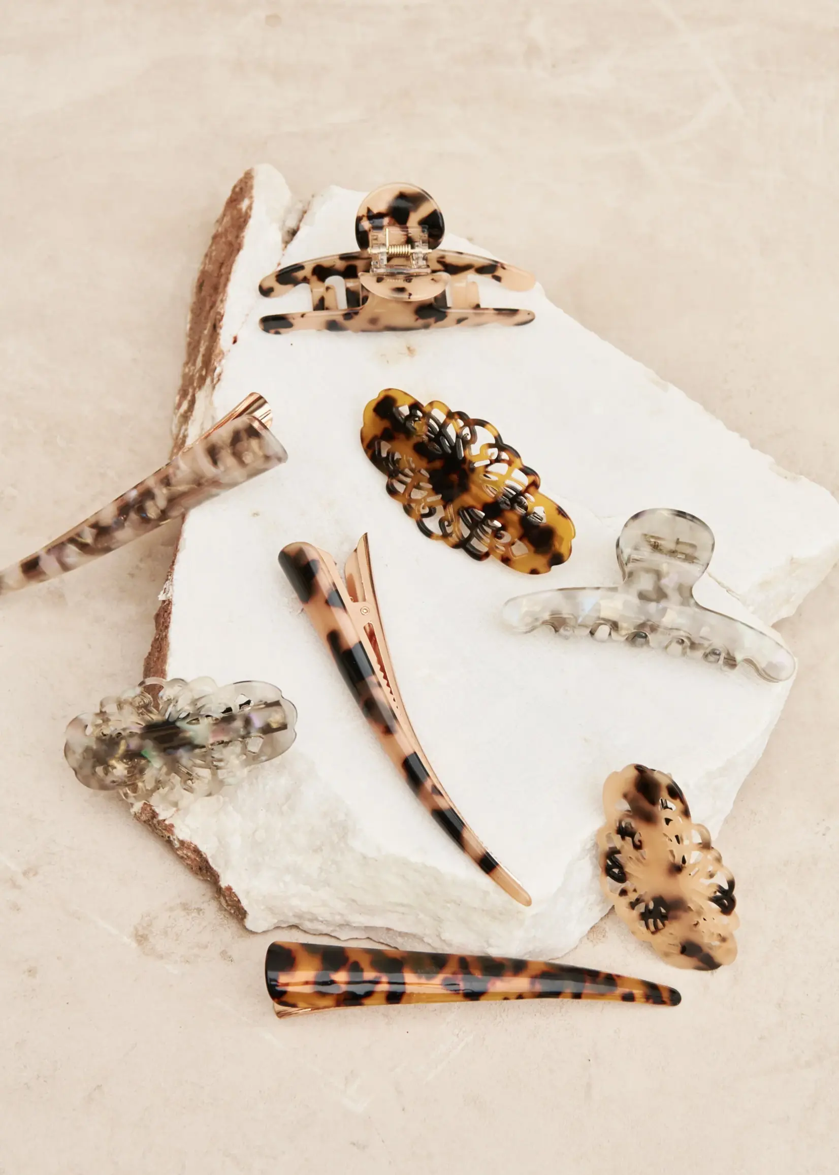 EB & Ive Luxe Claw - Tortoise