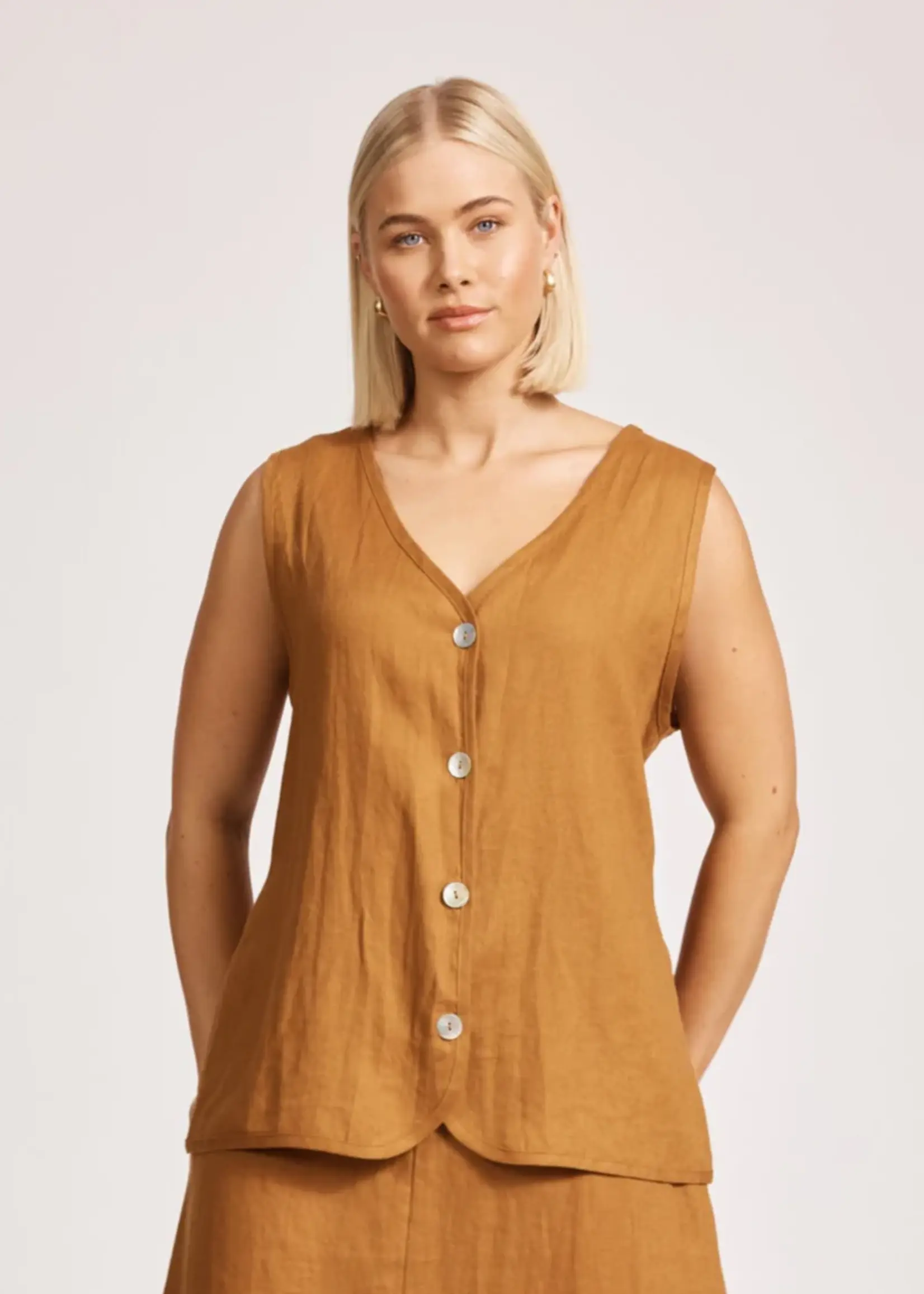 EB & Ive Miramar Vest - Caramel