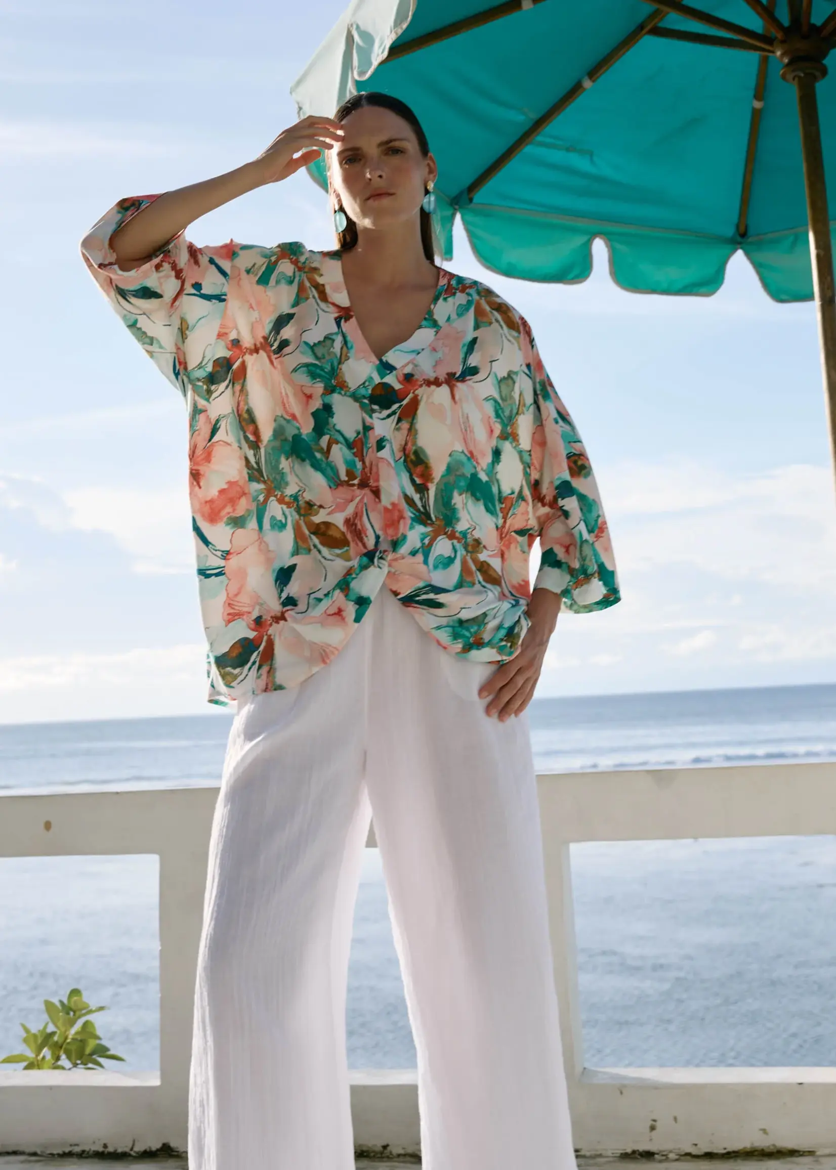 EB & Ive Orsula Crop Pant - White