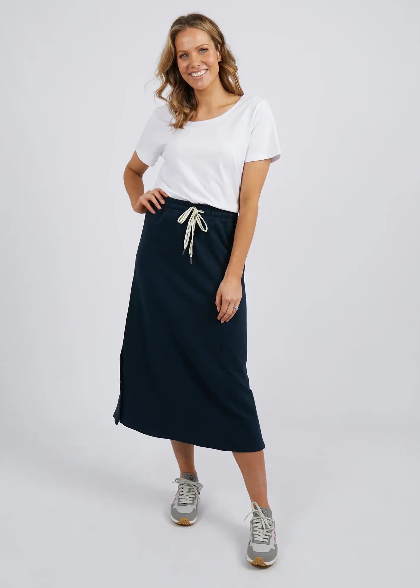 Elm Lifestyle Travel Skirt