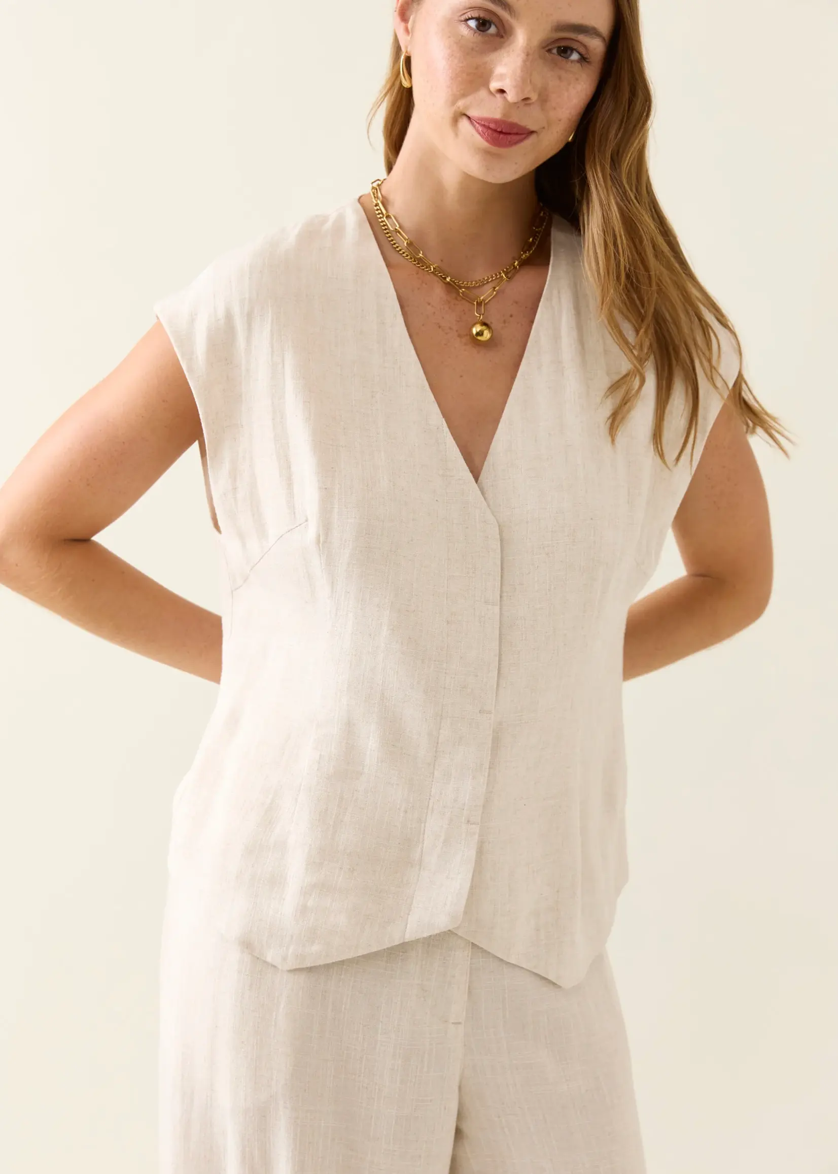 Isle of Mine Ingrid Vest - Canvas