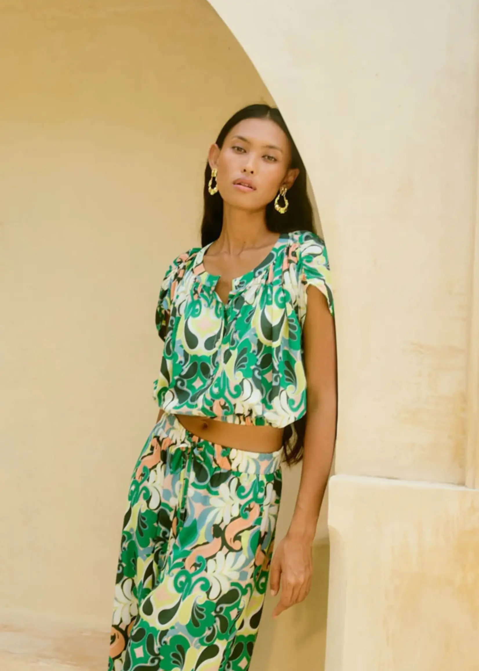 Isle of Mine Aurora Reversible Crop Top - Paisley