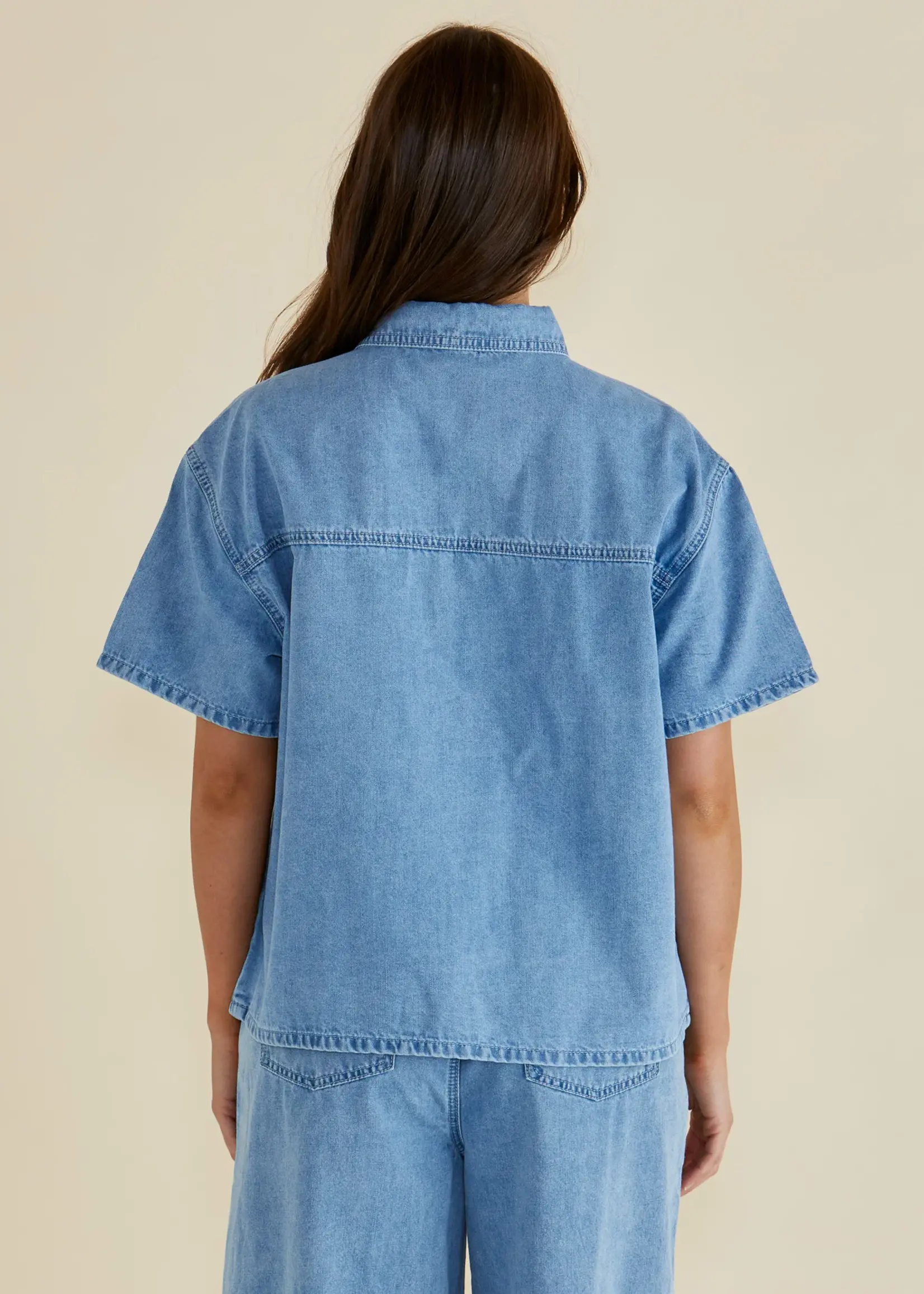 Betty Basic Saffra Short Sleeve Denim Shirt - Medium Wash